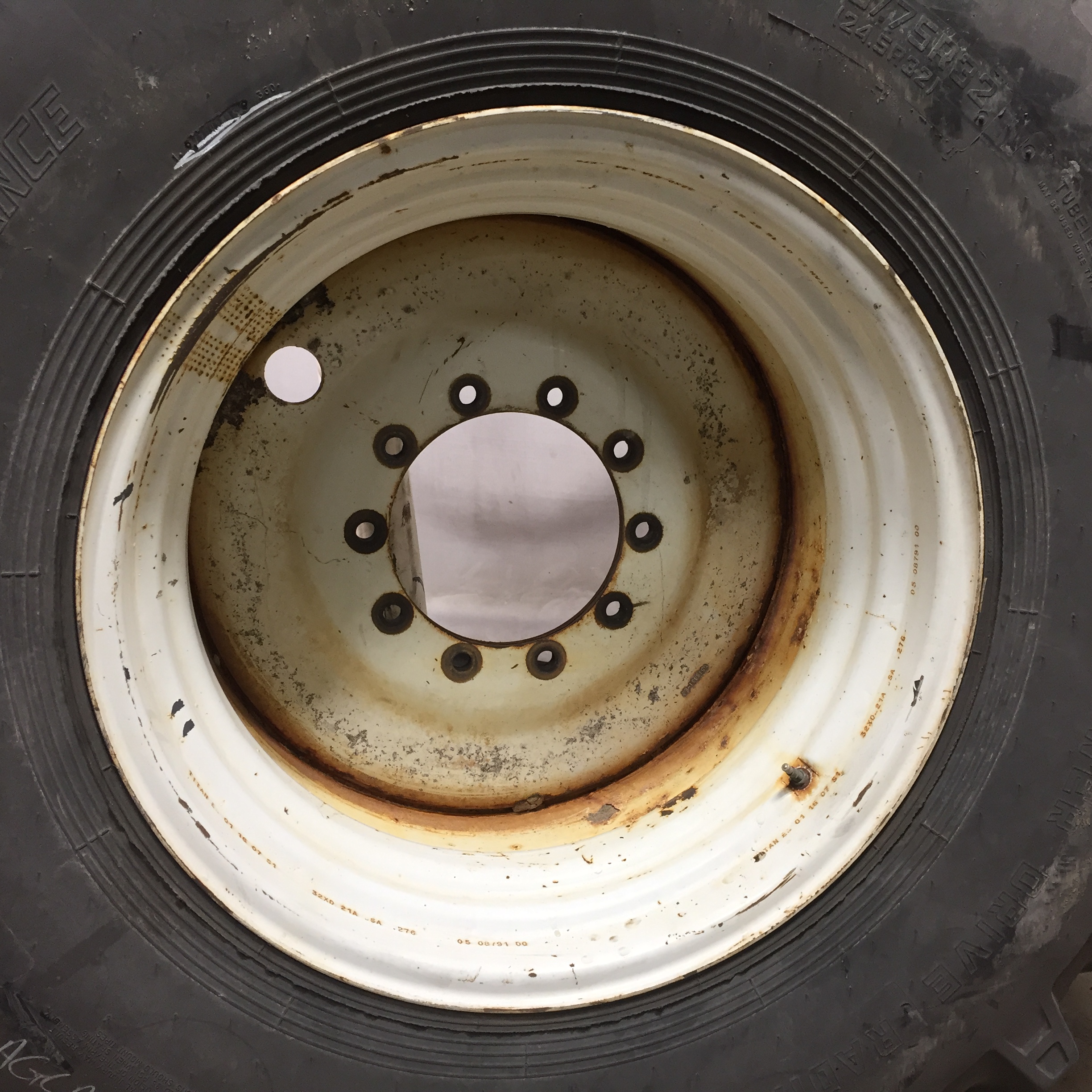 32''D x 21''W Formed Plate Sprayer Wheel WT008010