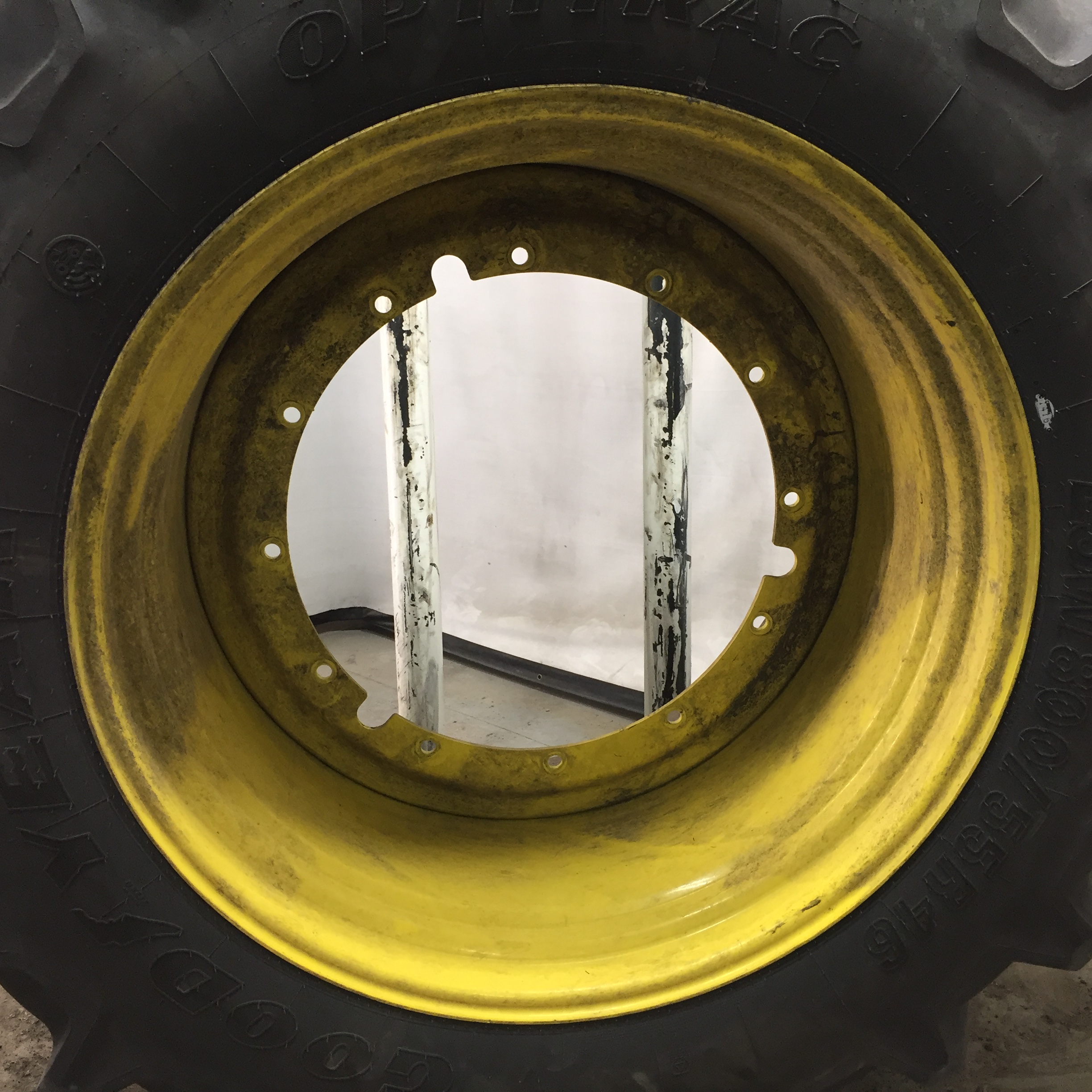 800/55R46 Goodyear Farm DT830 Optitrac R-1W Tire-Wheel Assembly T008023