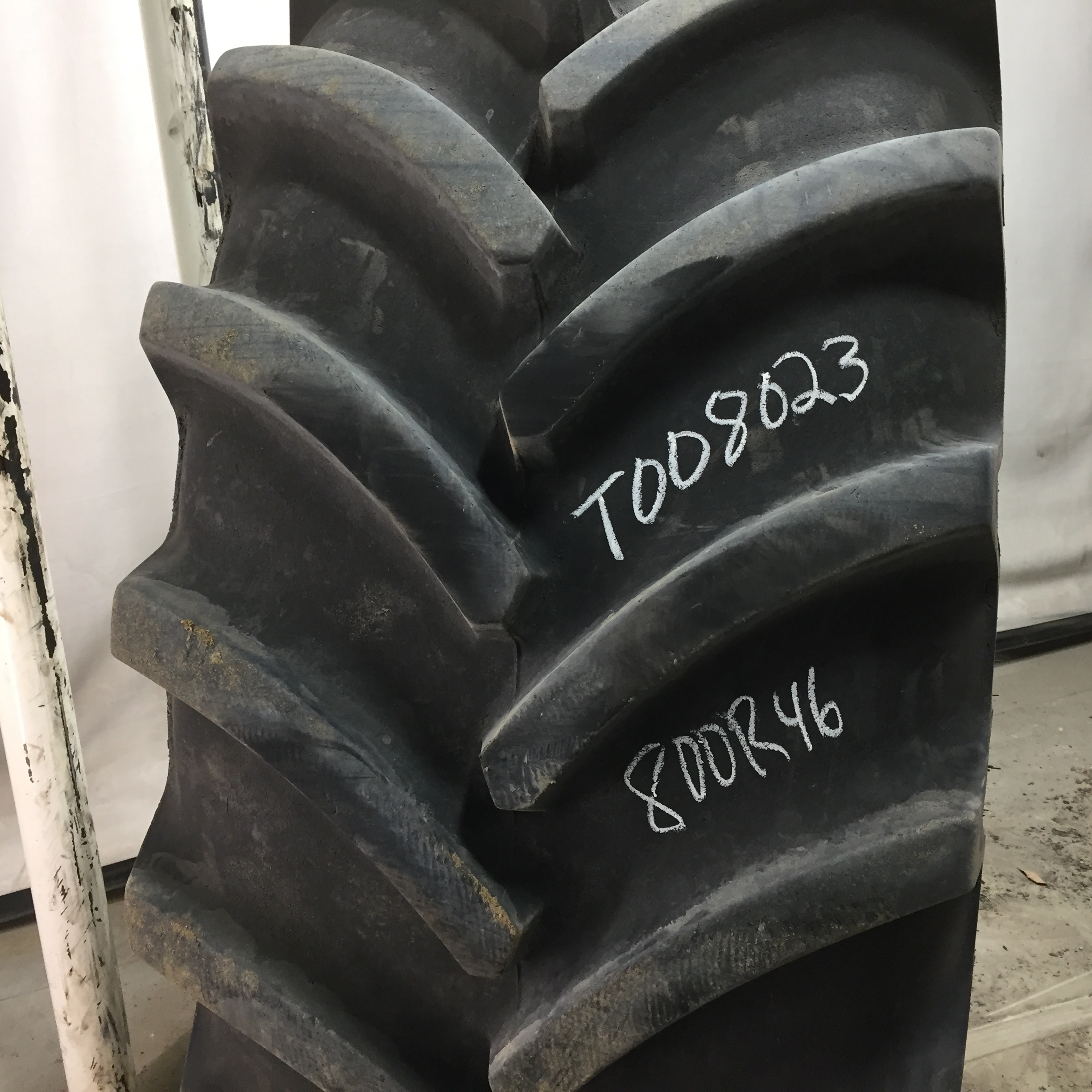 800/55R46 Goodyear Farm DT830 Optitrac R-1W Tire-Wheel Assembly T008023