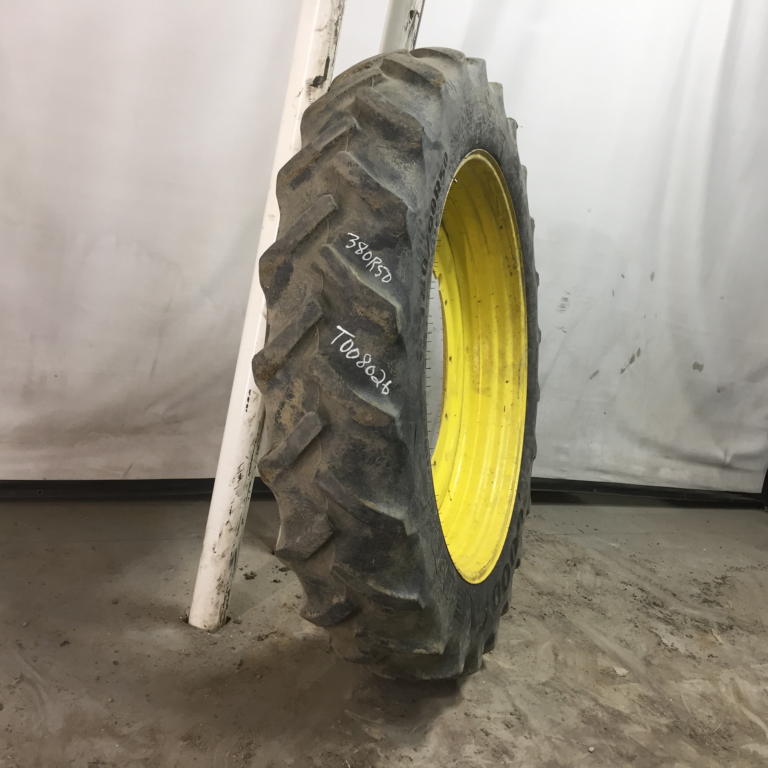 380/90R50 Goodyear Farm DT800 Optitrac R-1W Tire-Wheel Assembly T008026