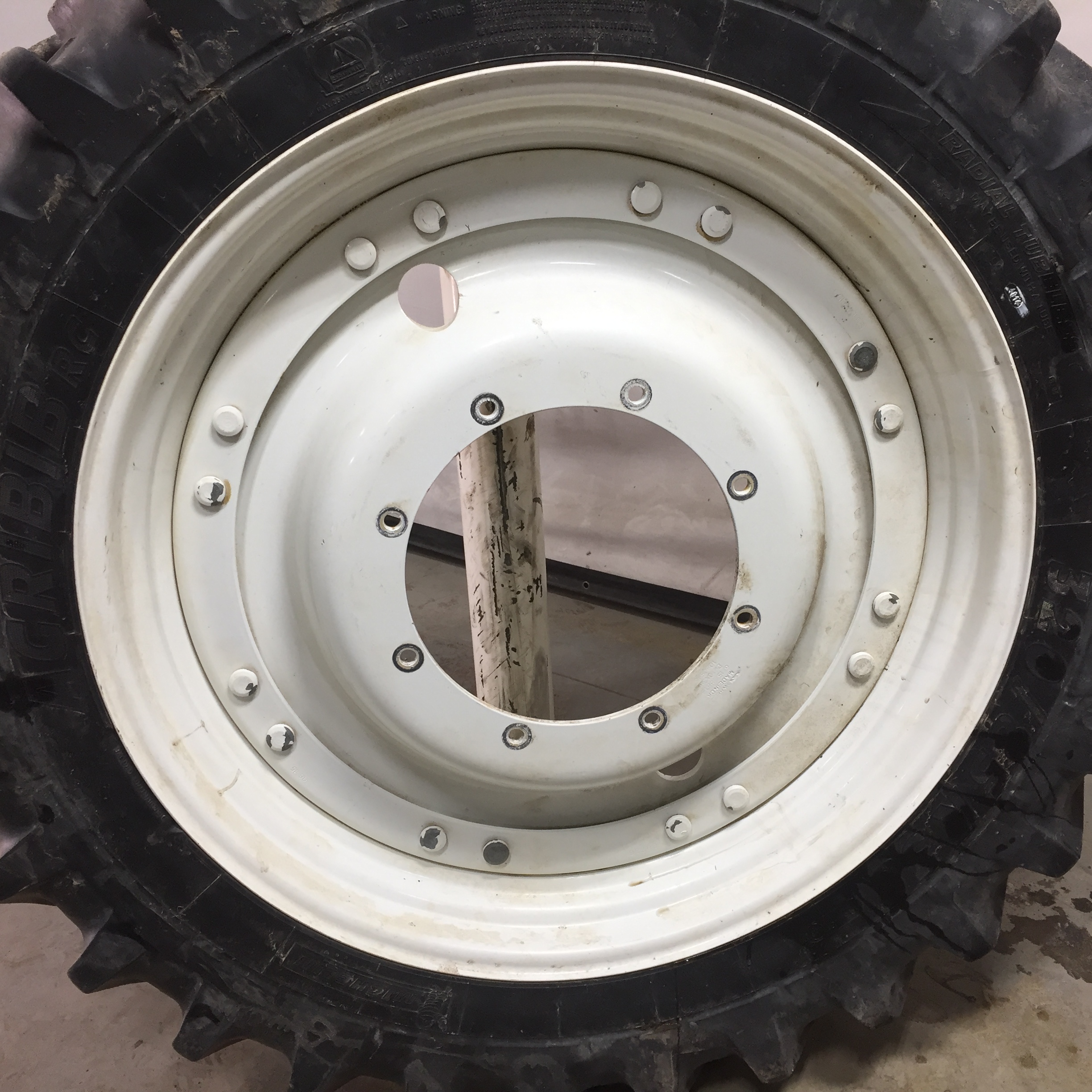 38''D x 10''W Stub Disc (groups of 2 bolts) Wheel WT008044RIM