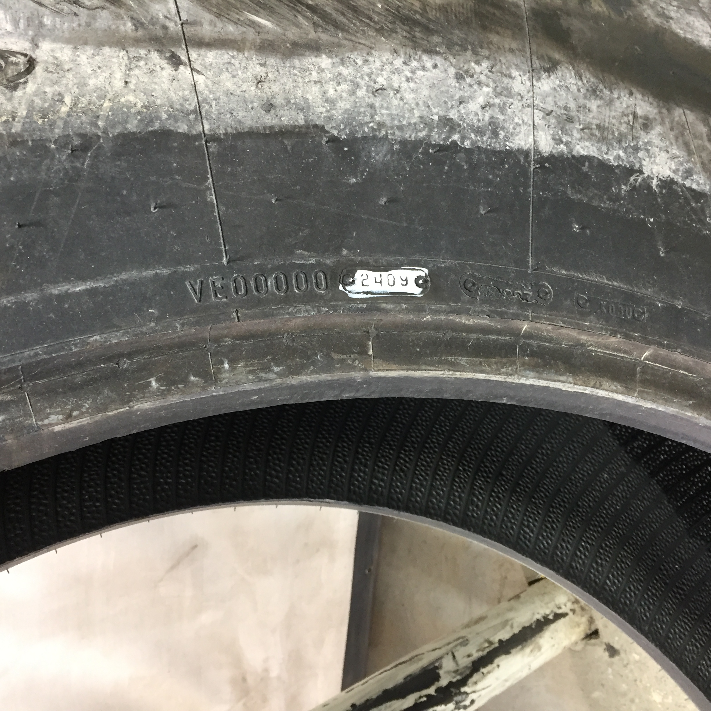 520/85R46 Firestone Radial Deep Tread 23 R-1W Tire T008051