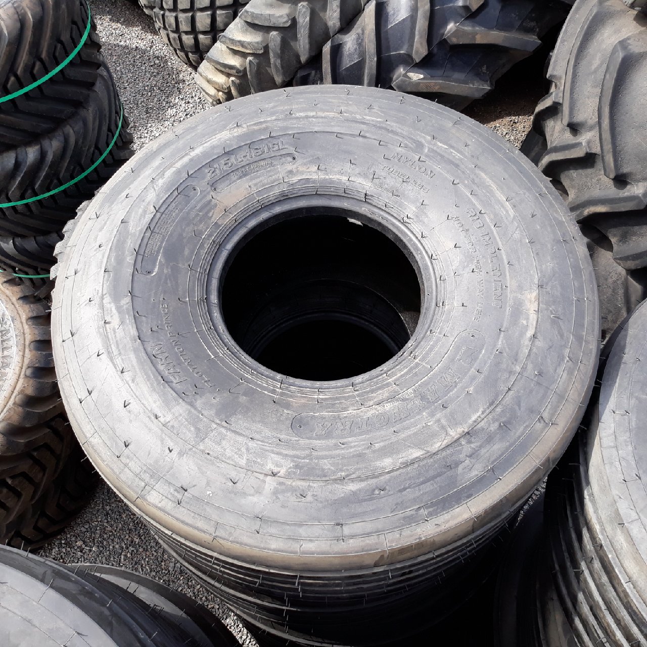 21.5/L-16.1 Malhotra(MRL) MIM 104 I-1 Tire MRL11216026TL