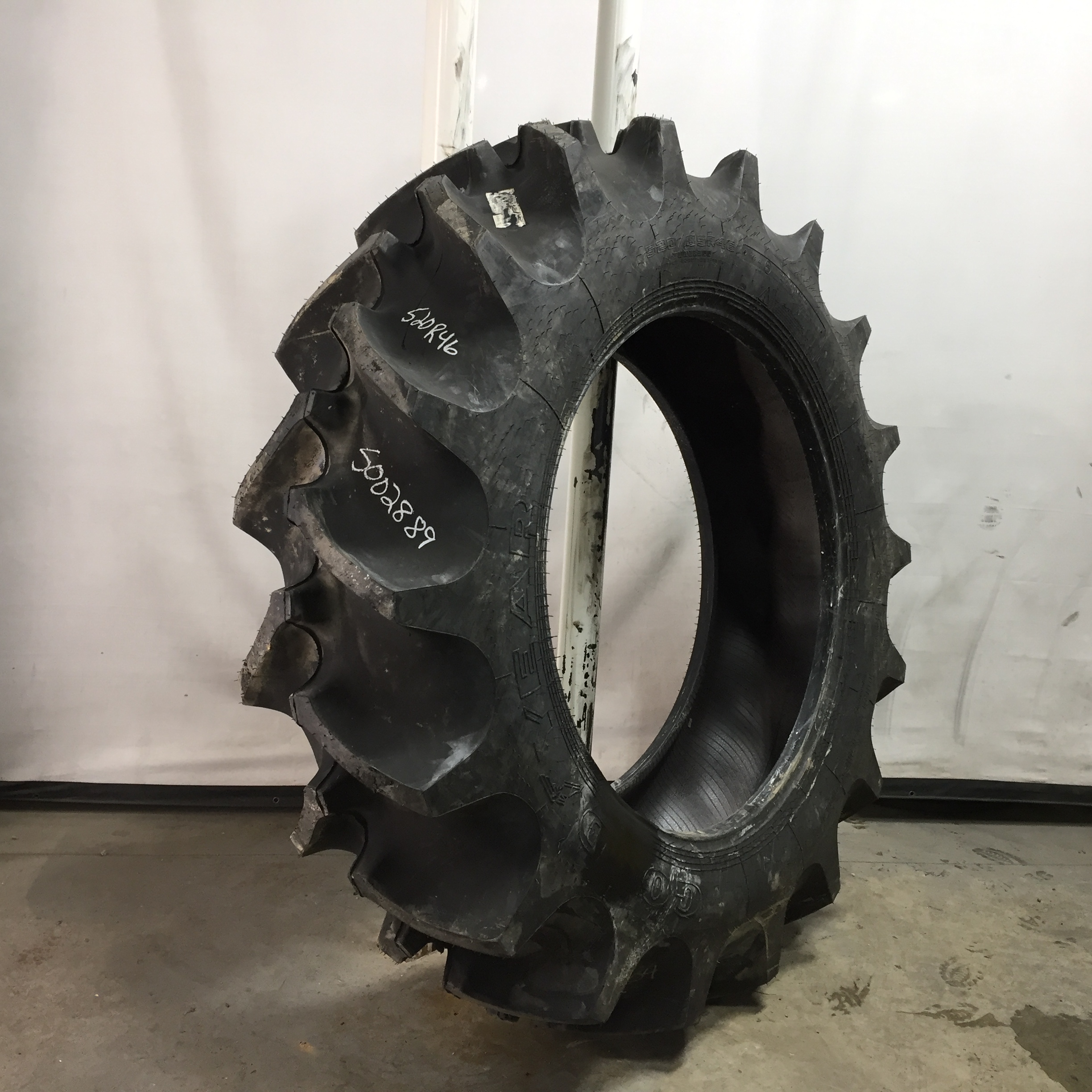 520/85R46 Goodyear Farm Special Sure Grip Radial TD8 R-2 Tire s002889