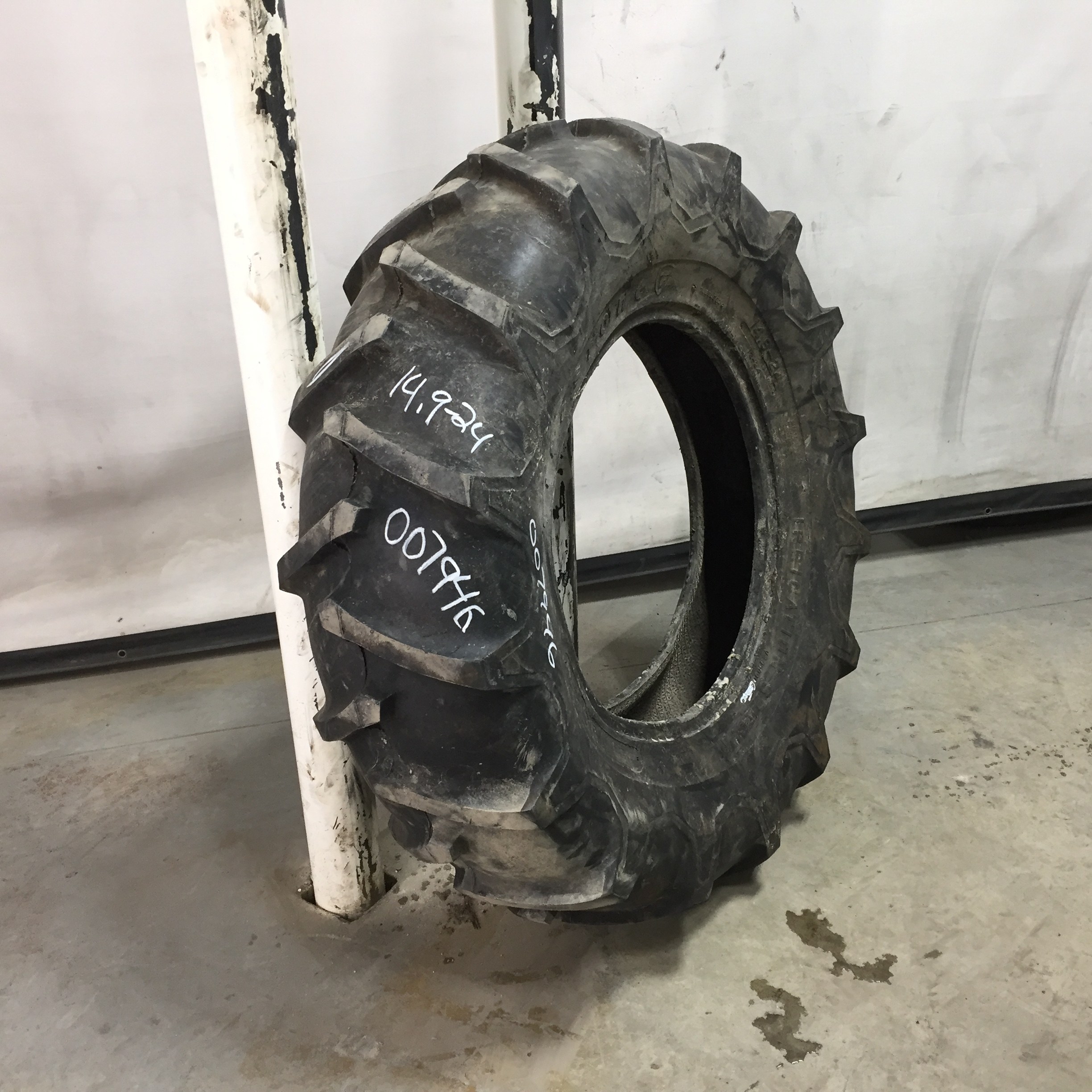 14.9/-24 Firestone Irrigation Special R-1 Tire 007946