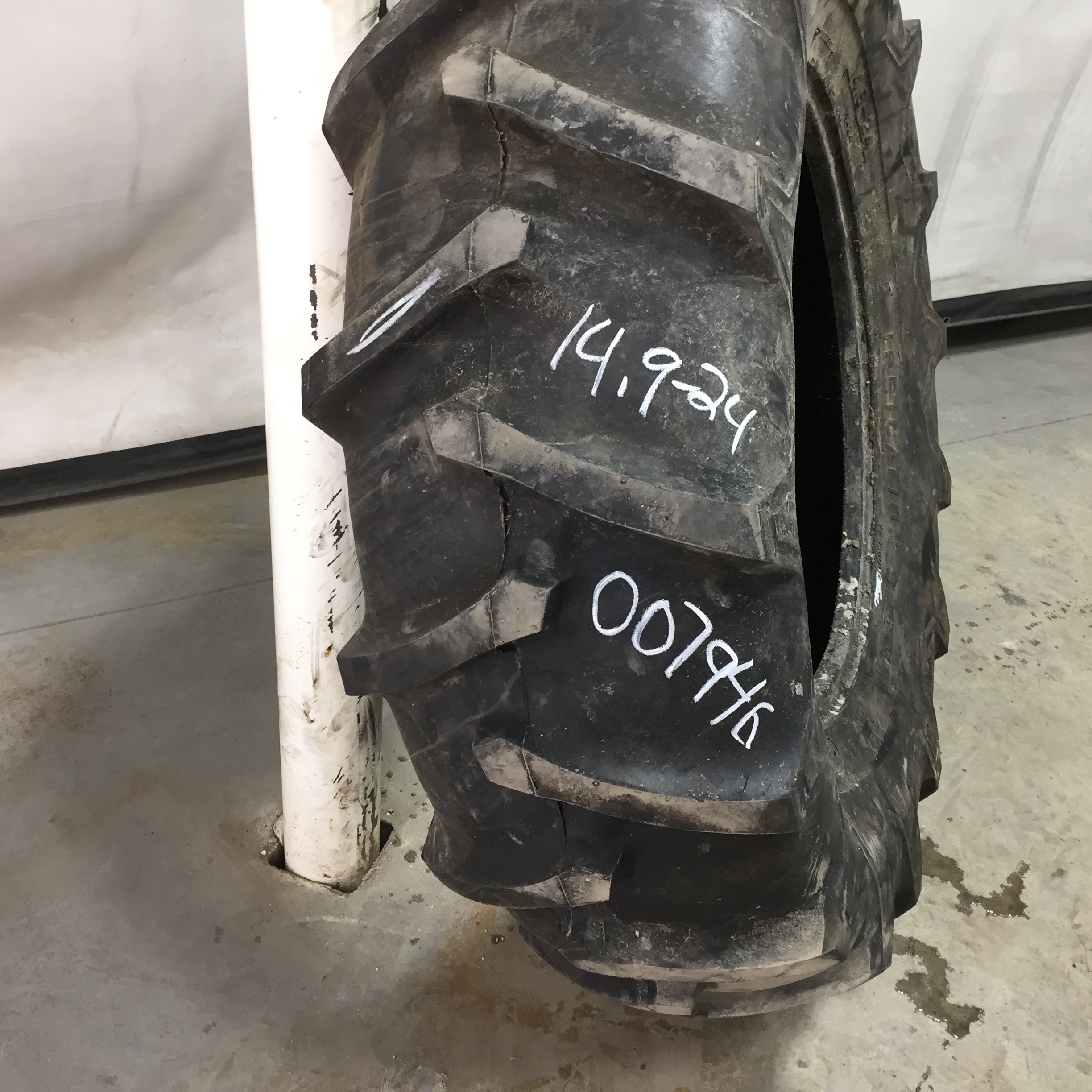 14.9/-24 Firestone Irrigation Special R-1 Tire 007946