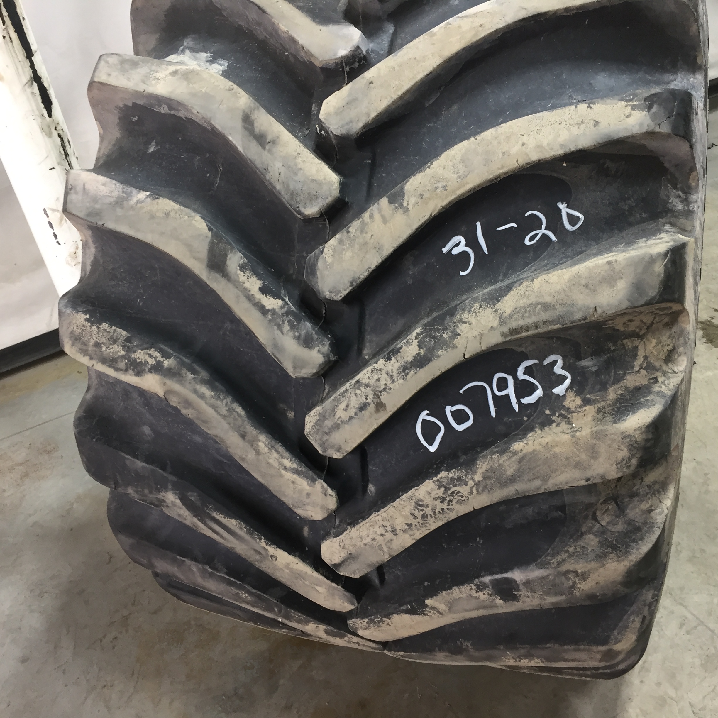 48/31.00-20 Galaxy Primex Terra Turbo II HF-4 Tire 007953