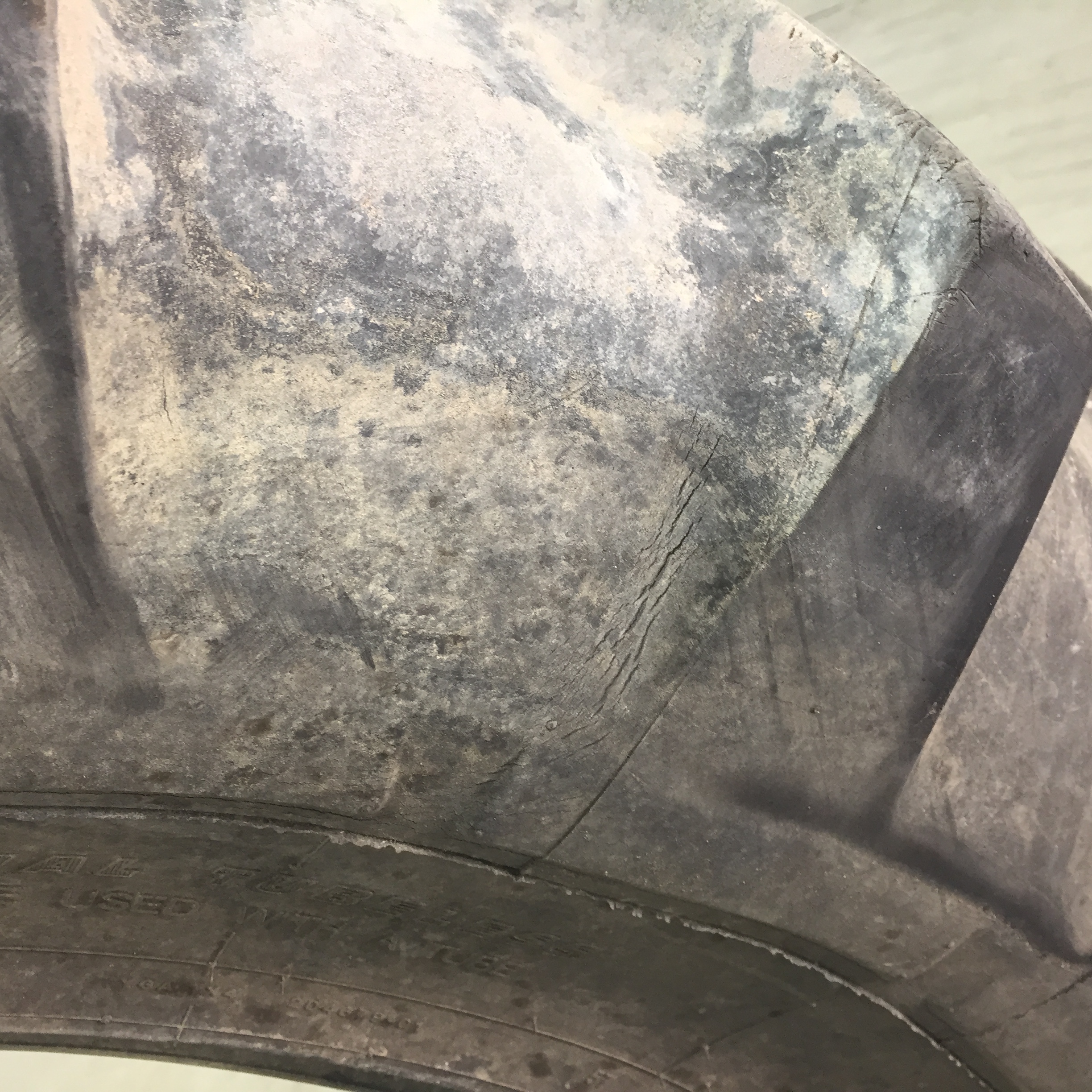 420/85R34 Michelin AgriBib R-1W Tire 007970