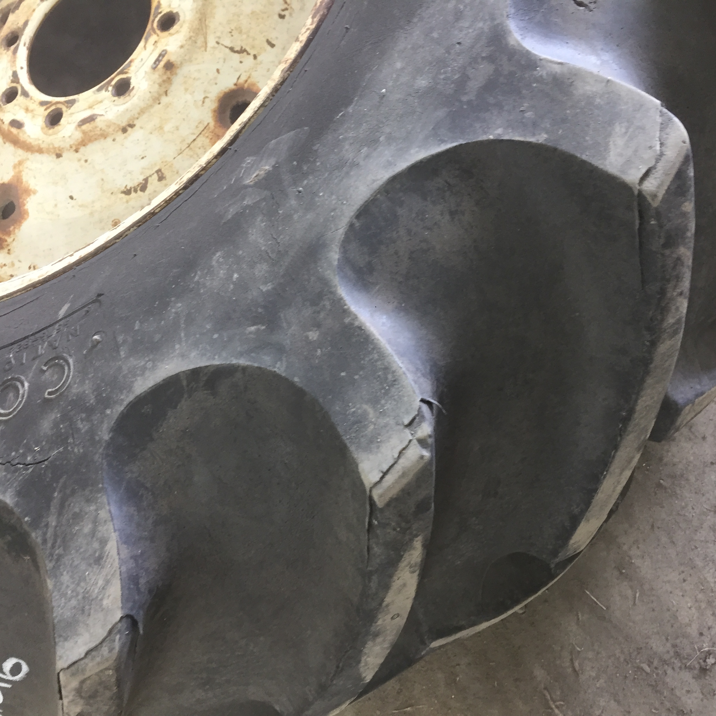 16.9/-26 Coop Super Power Plus R-1 Tire RT008126