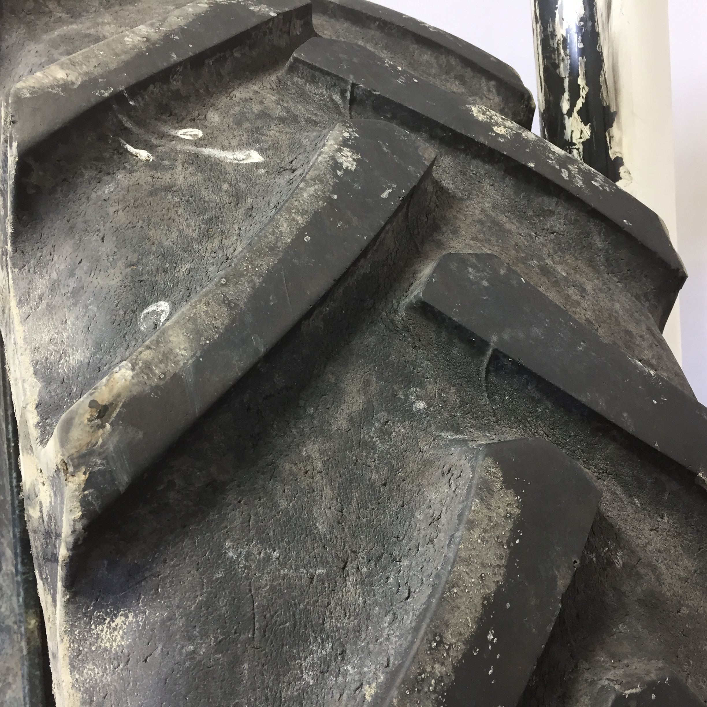 480/80R50 Continental AC85 Radial R-1W Tire T008144