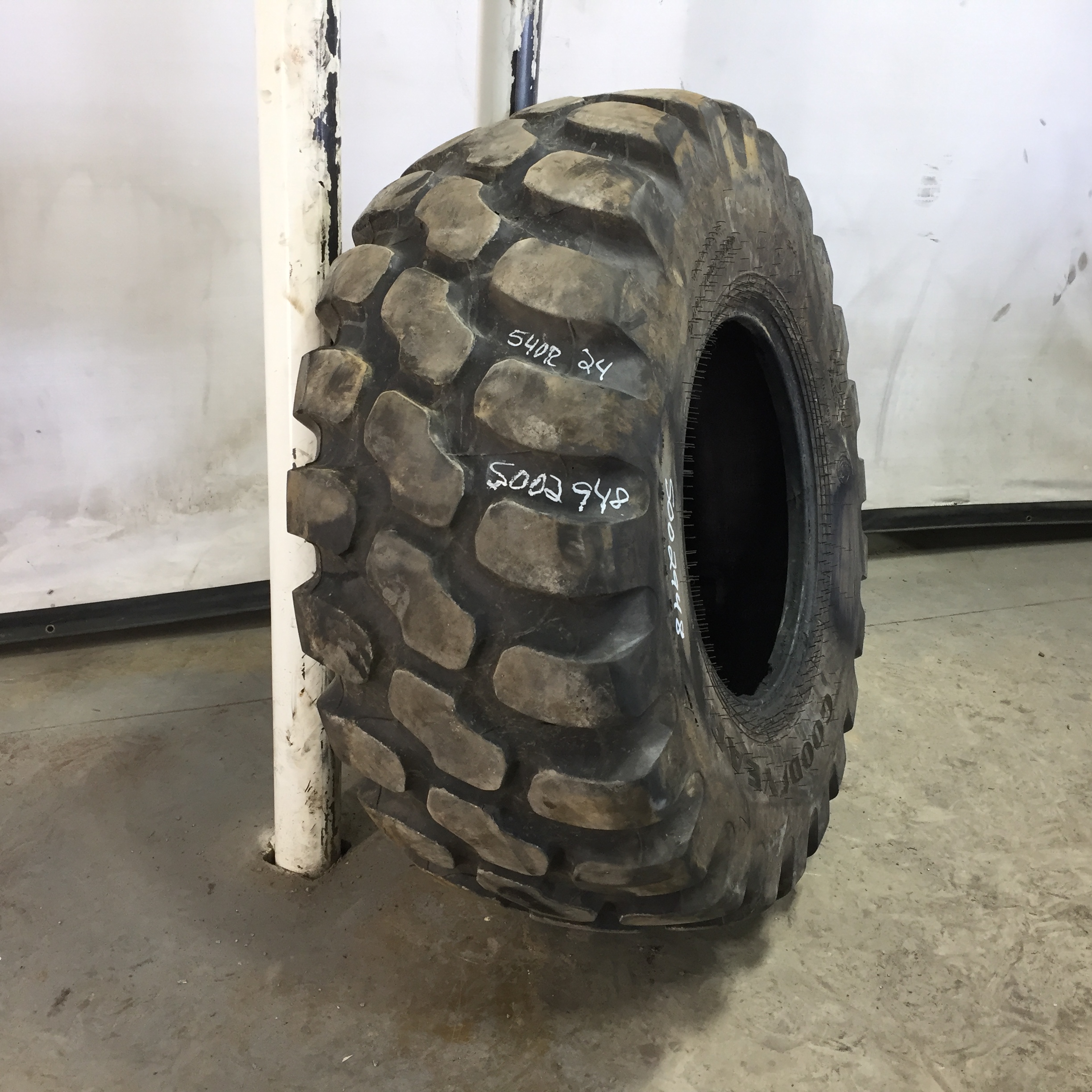 540/70R24 Goodyear Farm Radial IT530 R-4 Tire S002948