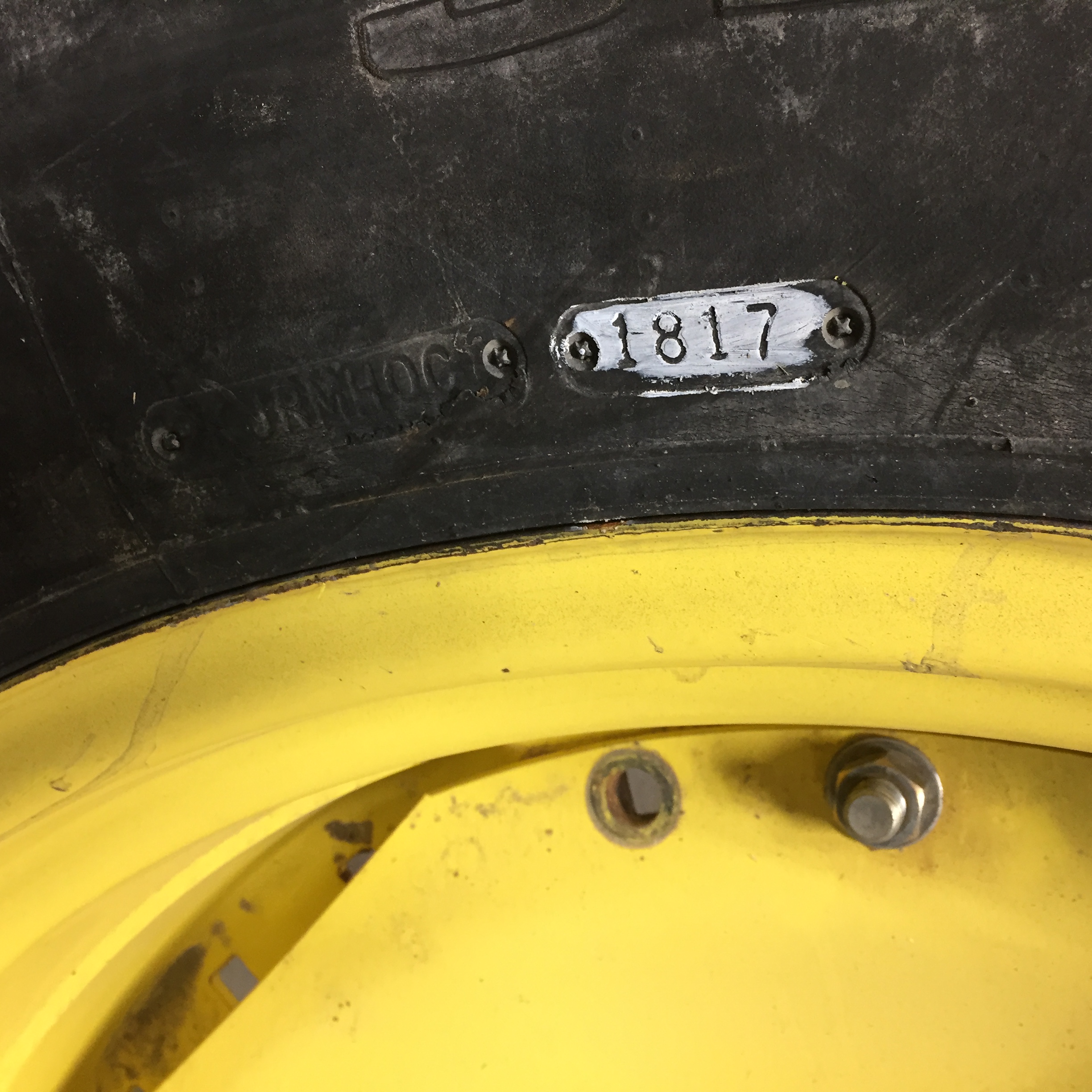 320/85R34 Goodyear Farm Dyna Torque Radial FWA R-1 Tire RT008157