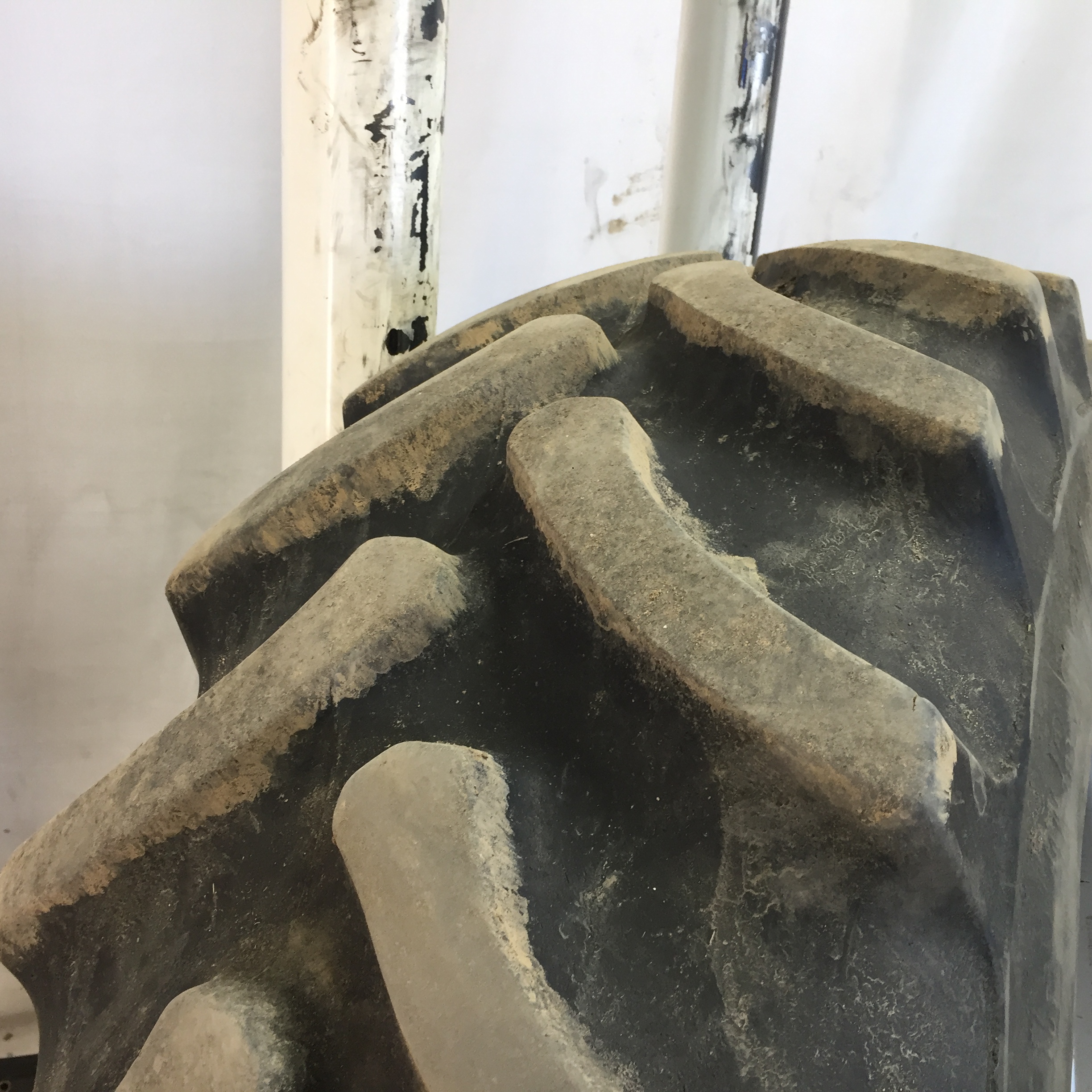 480/70R30 Firestone Radial All Traction DT R-1W Tire-Wheel Assembly T008164