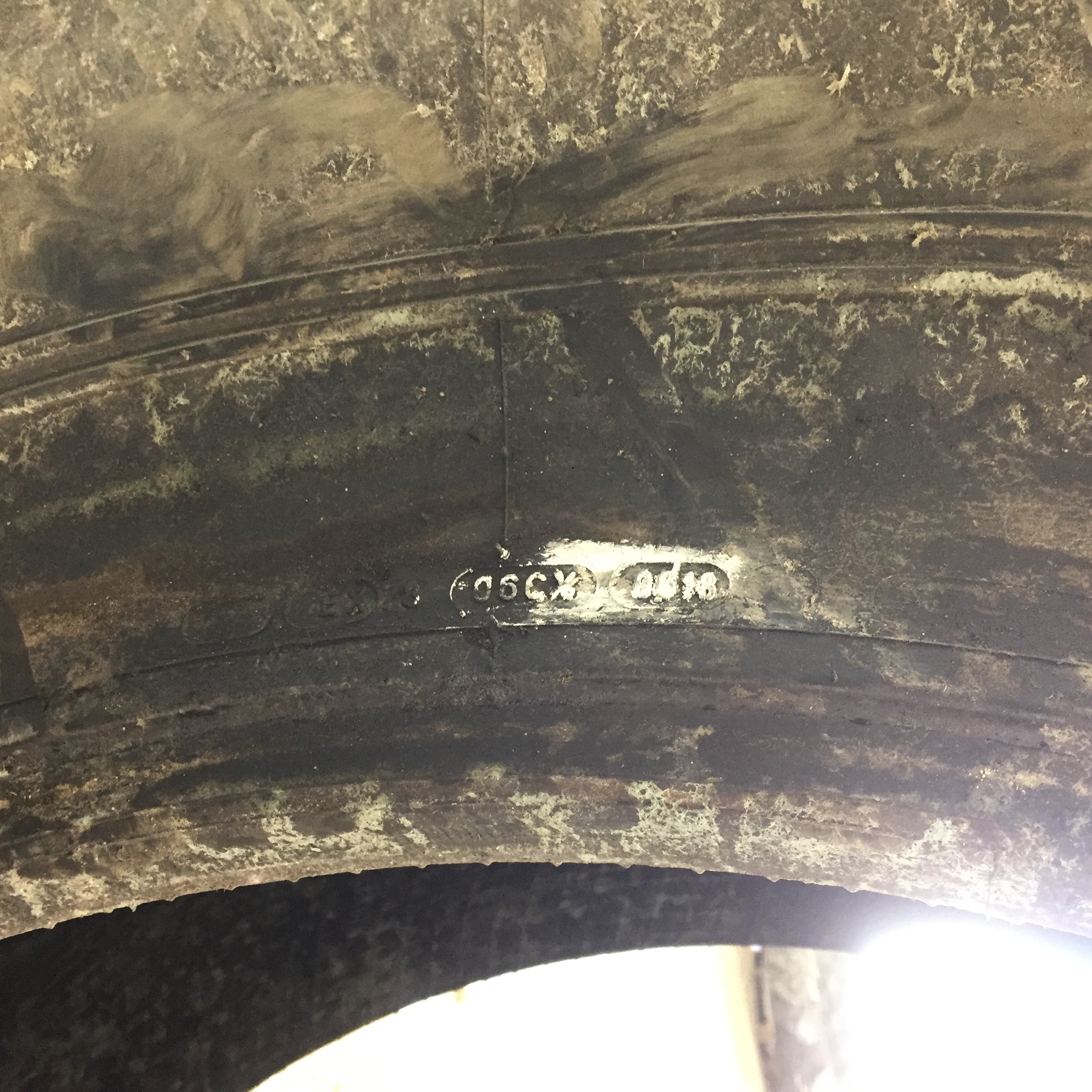 520/85R42 Michelin AgriBib 2 R-1W Tire T008143