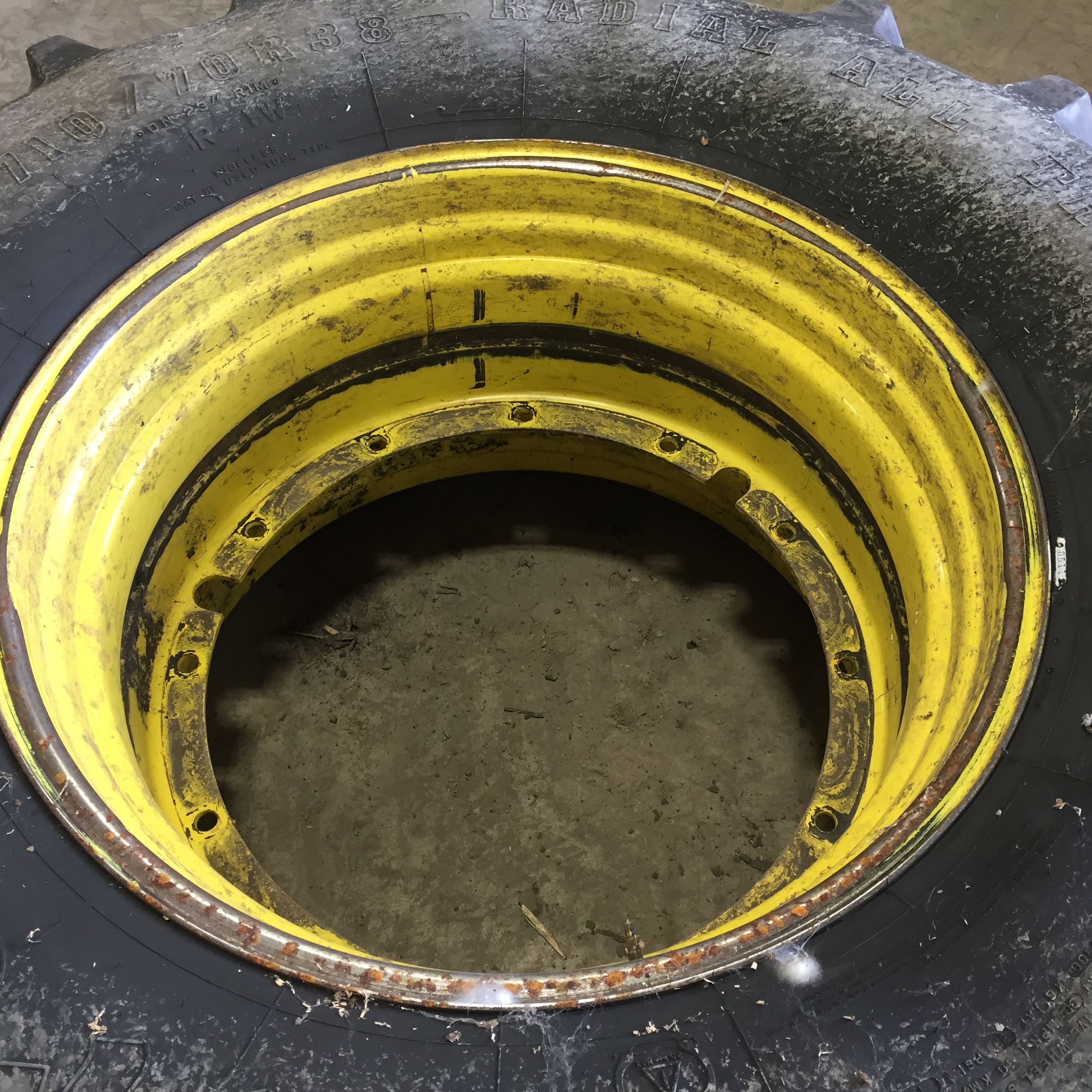 38''D x 23''W Stub Disc Wheel WT008176