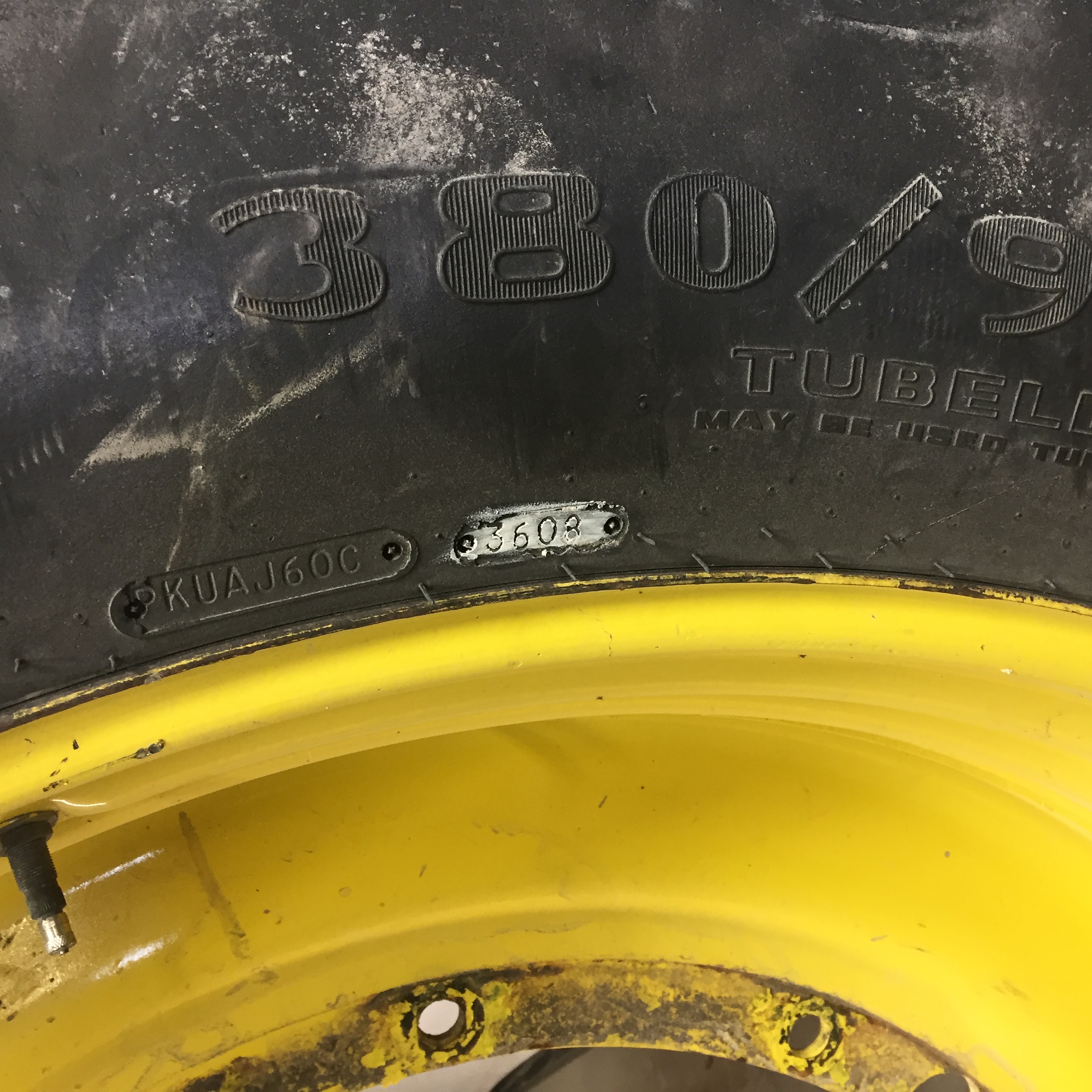 380/90R50 Goodyear Farm DT800 Optitrac R-1W Tire RT008179