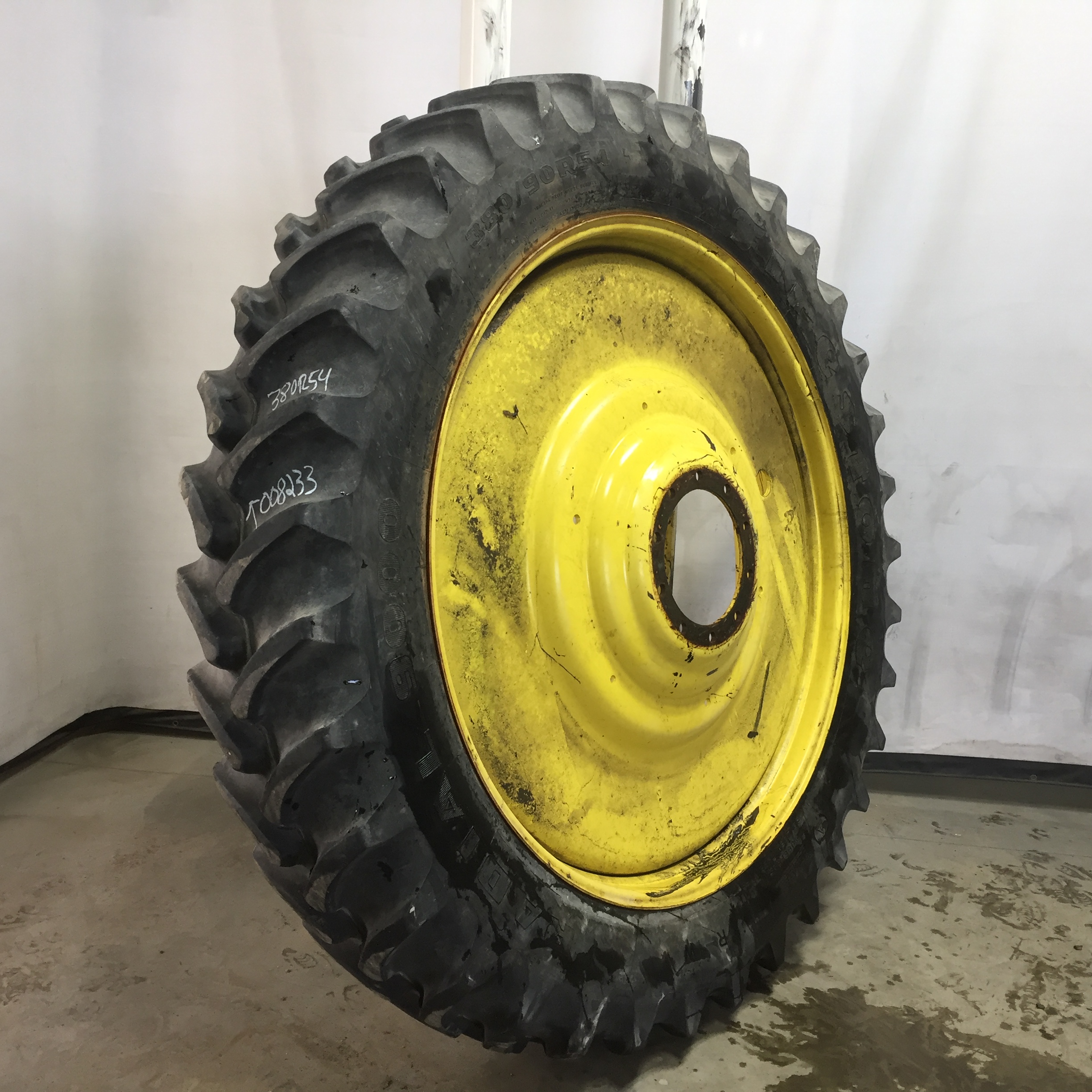 380/90R54 Firestone Radial 9000 R-1W Tire-Wheel Assembly T008233