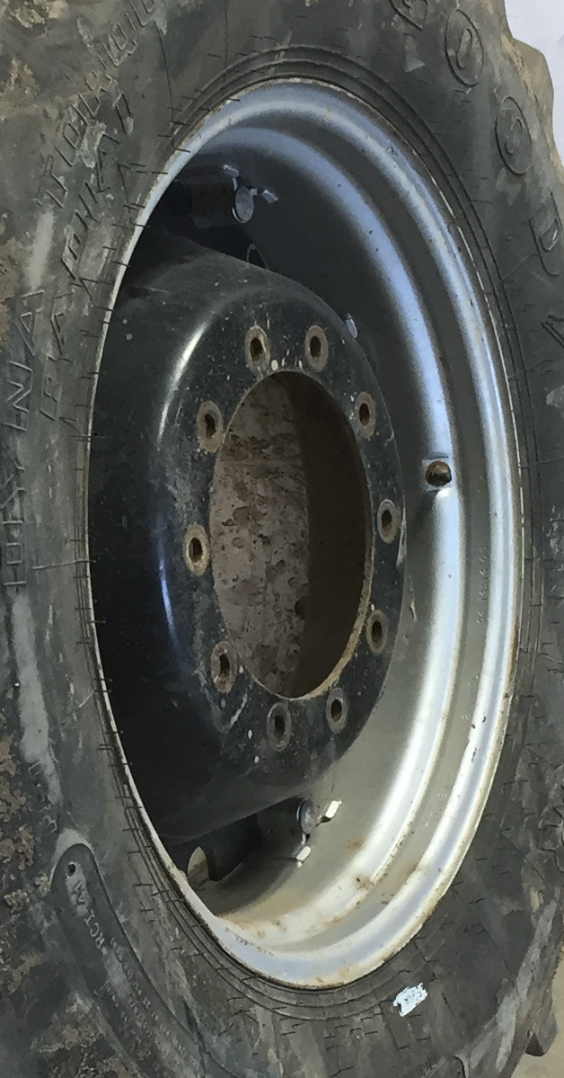 28'' Rim with Clamp/Loop Style Rim Center WT008223CTR