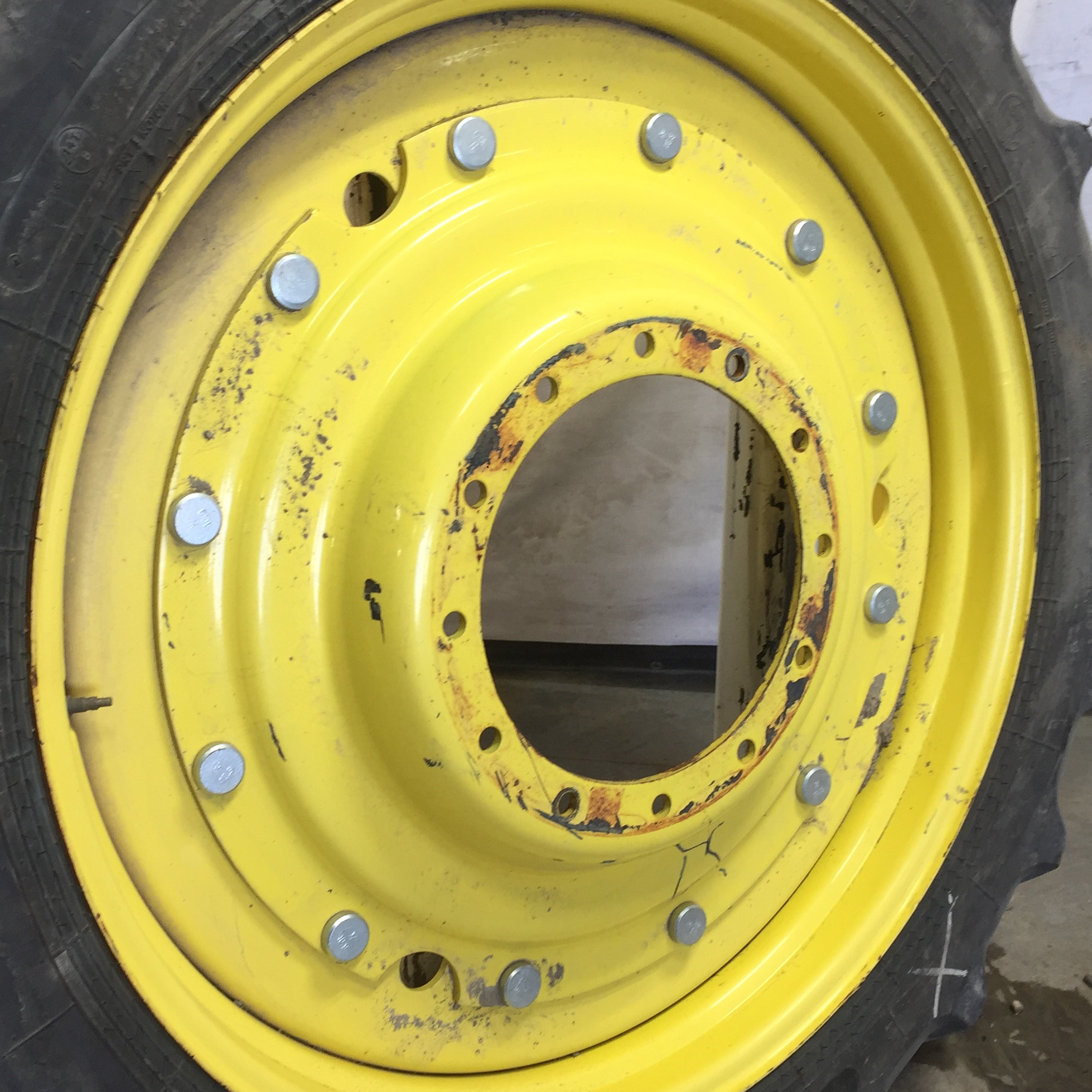 38''-54'' Stub Disc Rim Center WT008243CTR