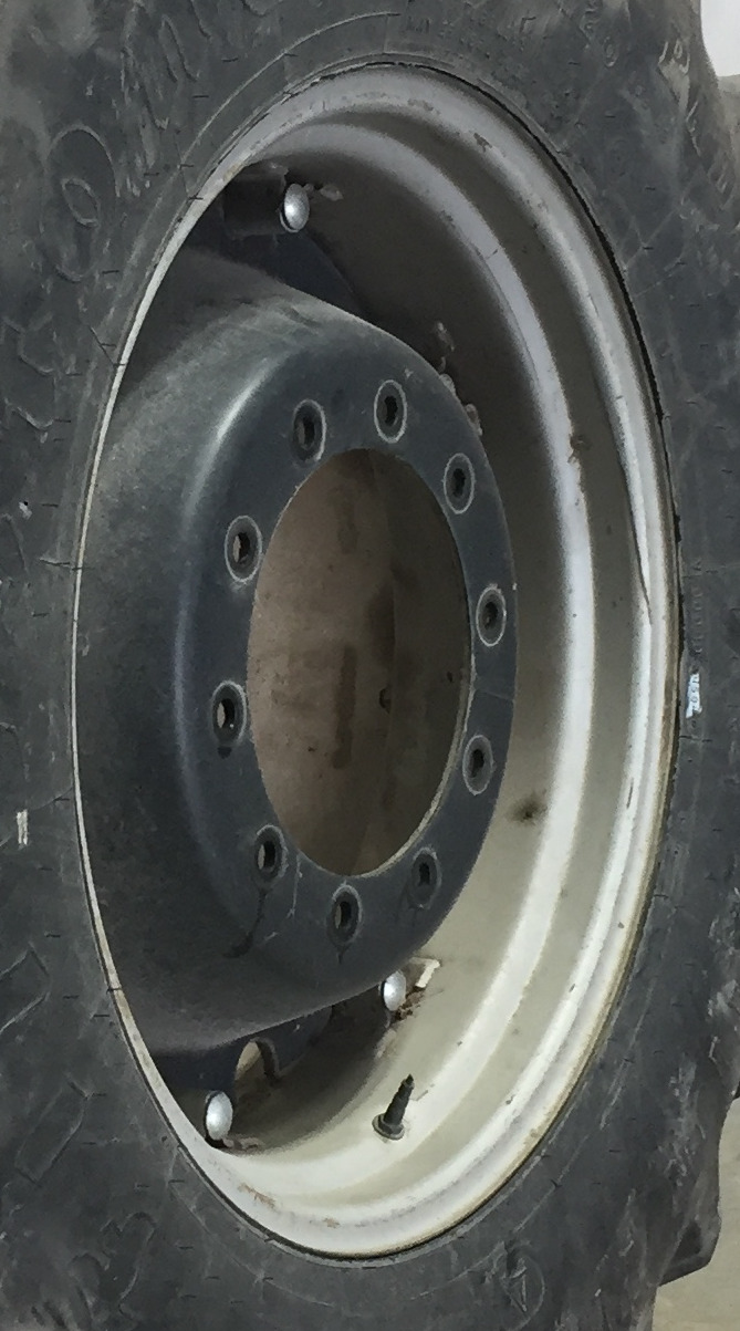 Rim with Clamp/Loop Style WT008252