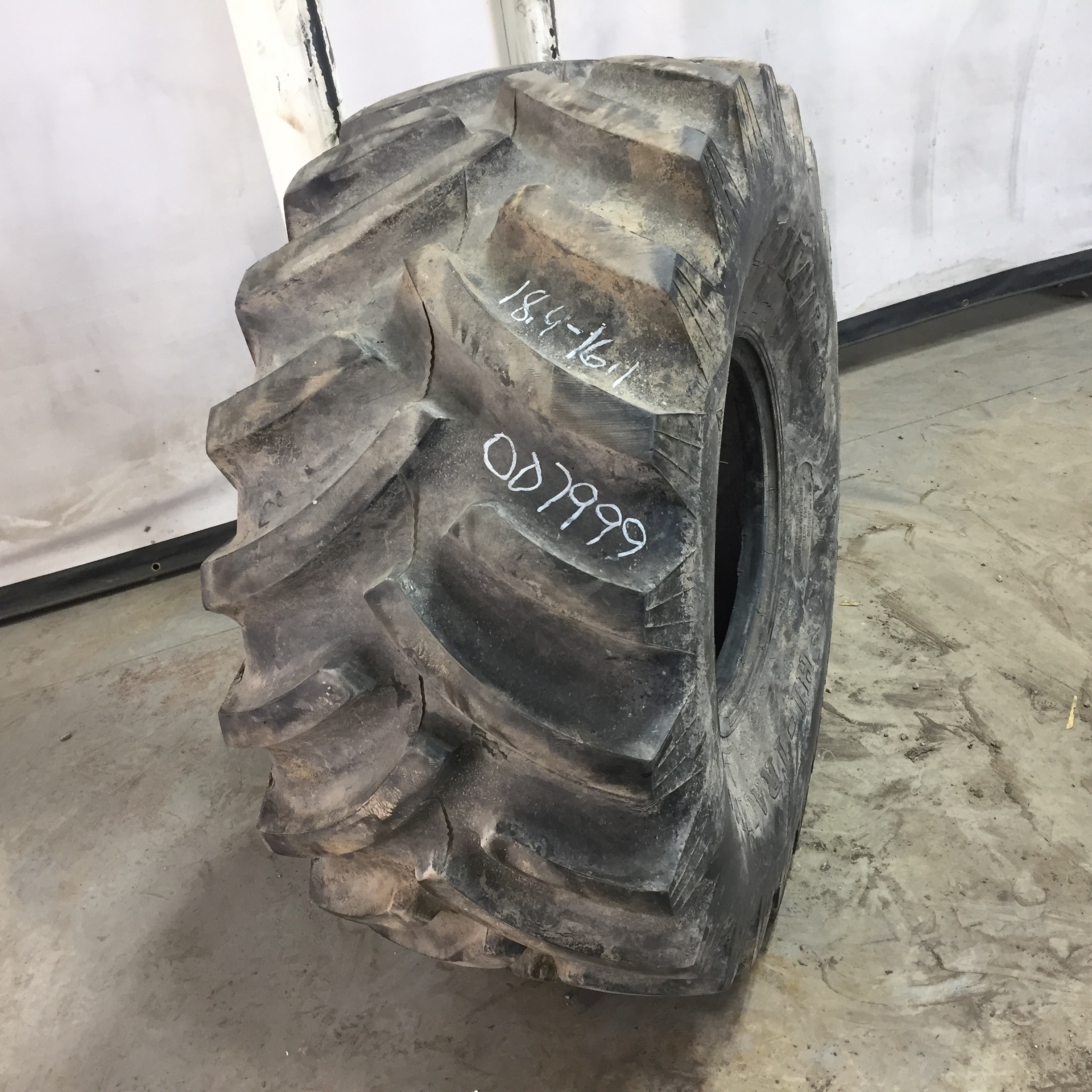 18.4/-16.1 Titan Farm Hi Traction Lug R-1 Tire 007999