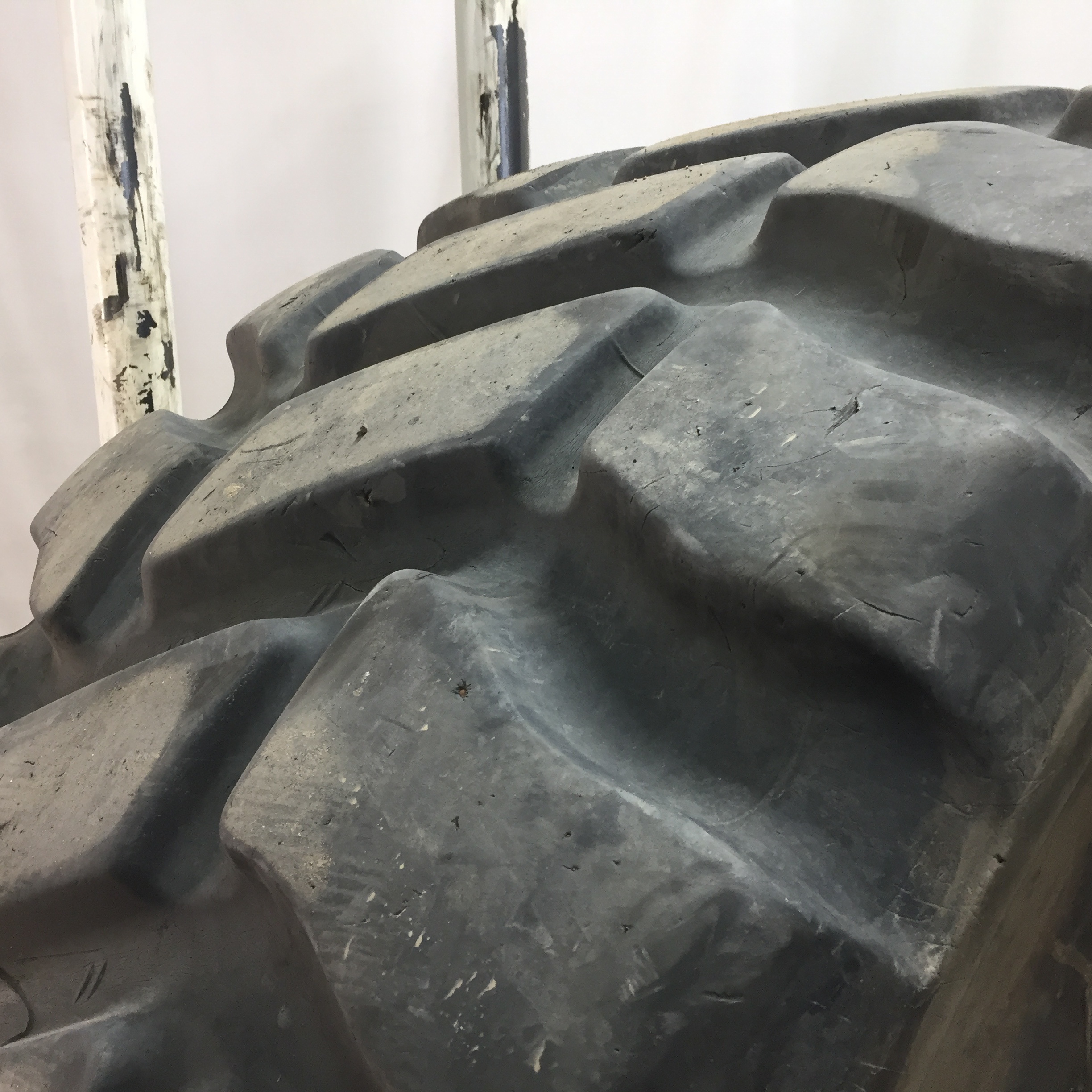 29.5/R25 Goodyear Farm TL3A+ E-3/G-3/L-3 Tire 008001