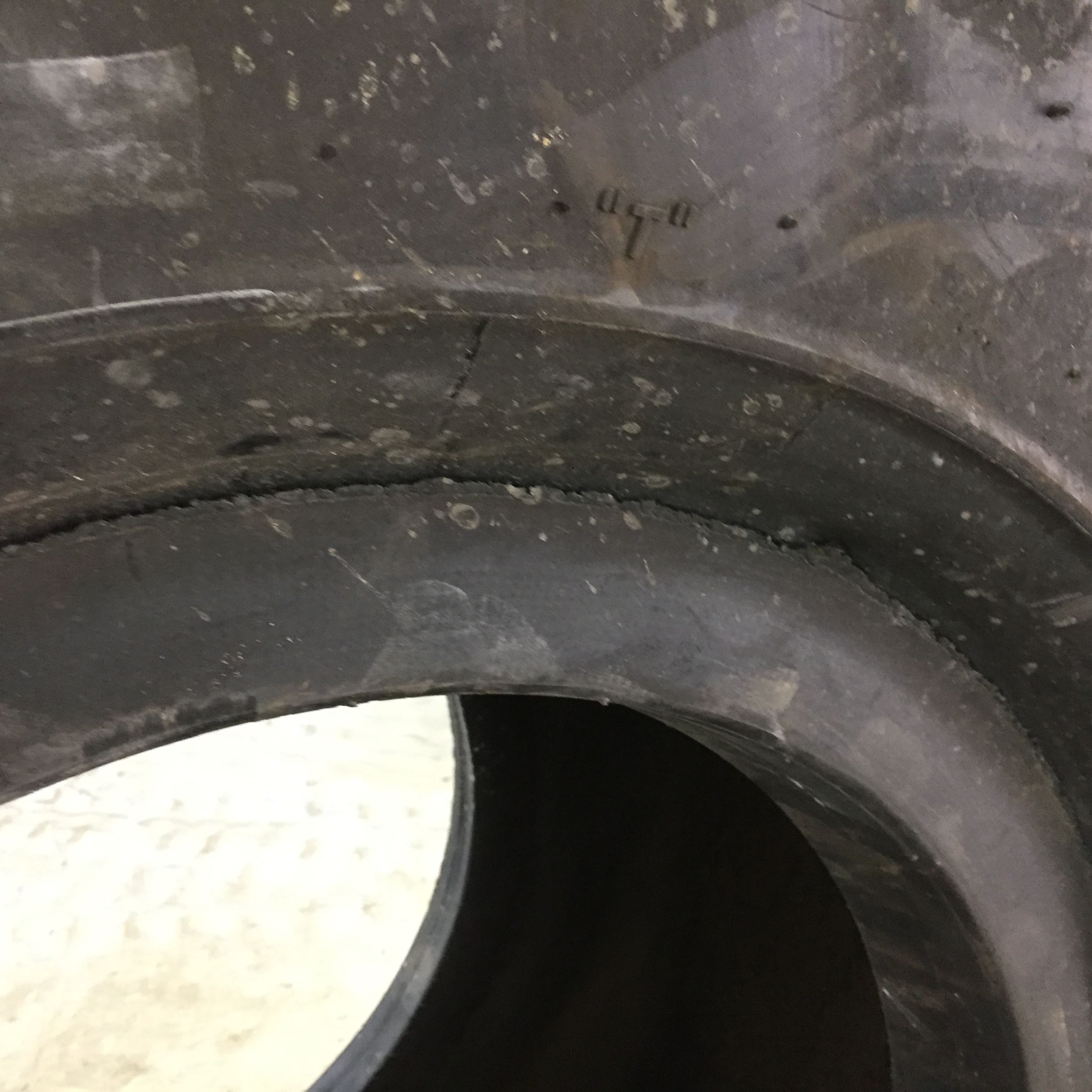 29.5/R25 Goodyear Farm TL3A+ E-3/G-3/L-3 Tire 008001