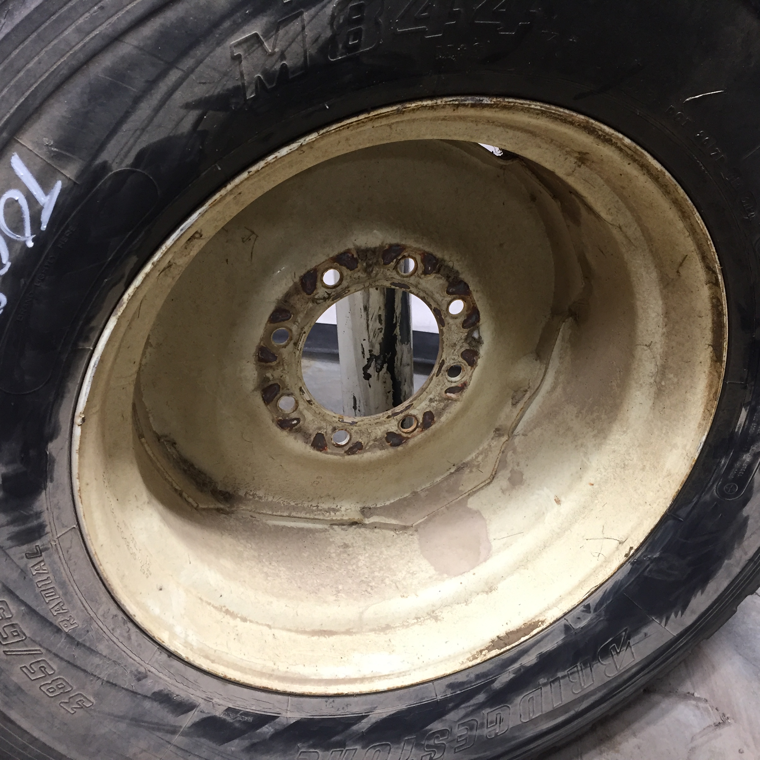 22.5''D x 11.25''W Implement Wheel WT008277