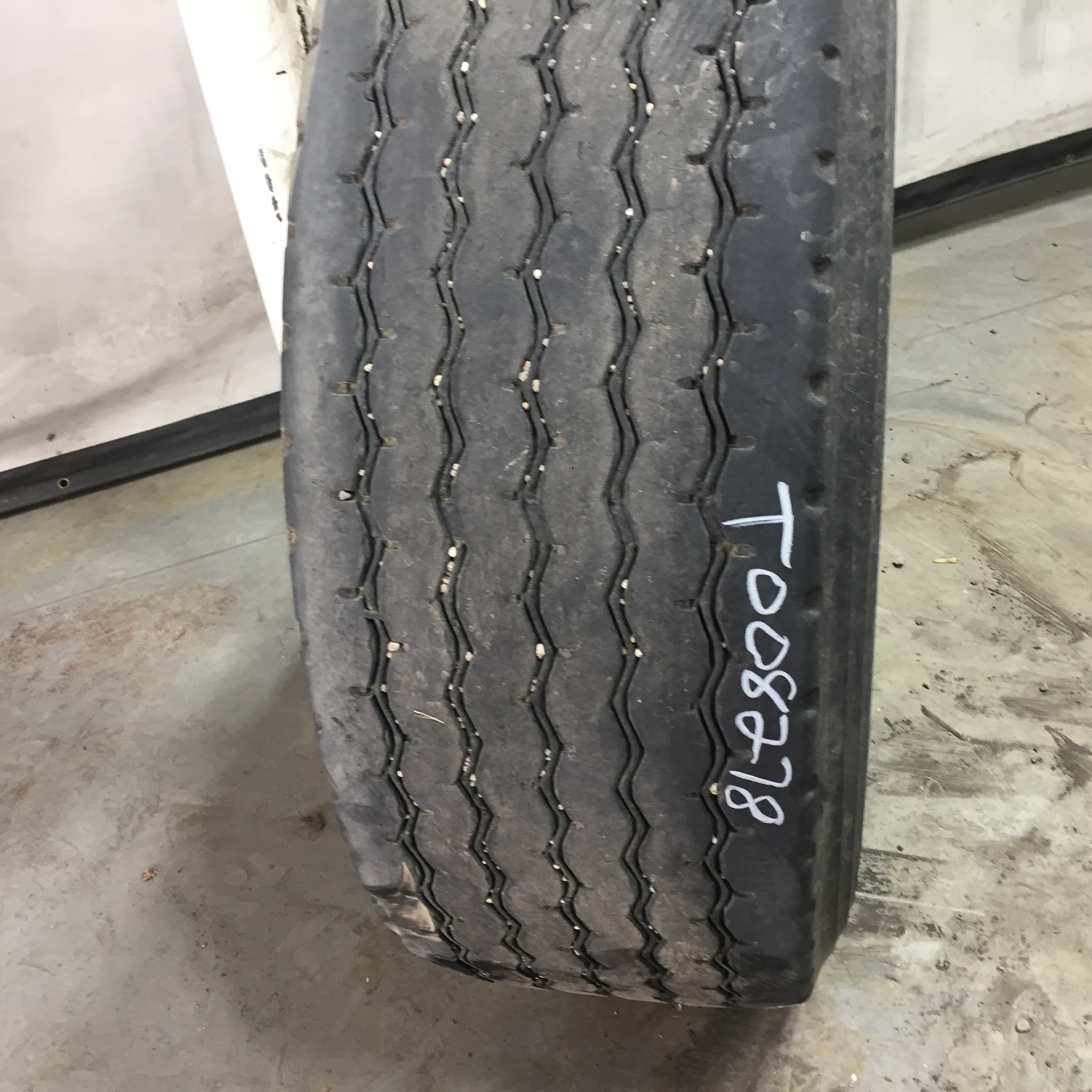 385/65R22.5 Kumho PF983 Tire-Wheel Assembly T008278