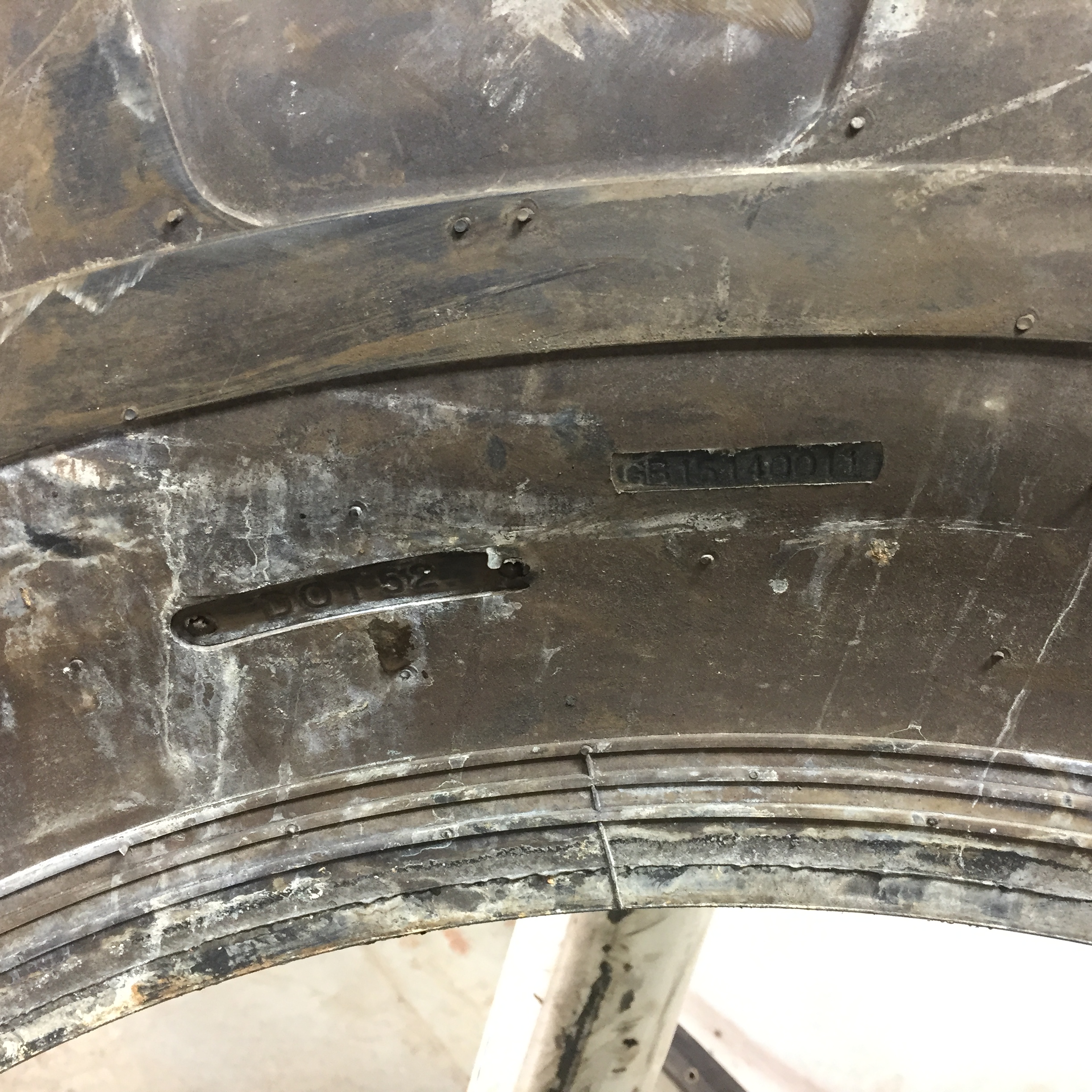 16.9/-34 Pro Max R-1 Tire T008300