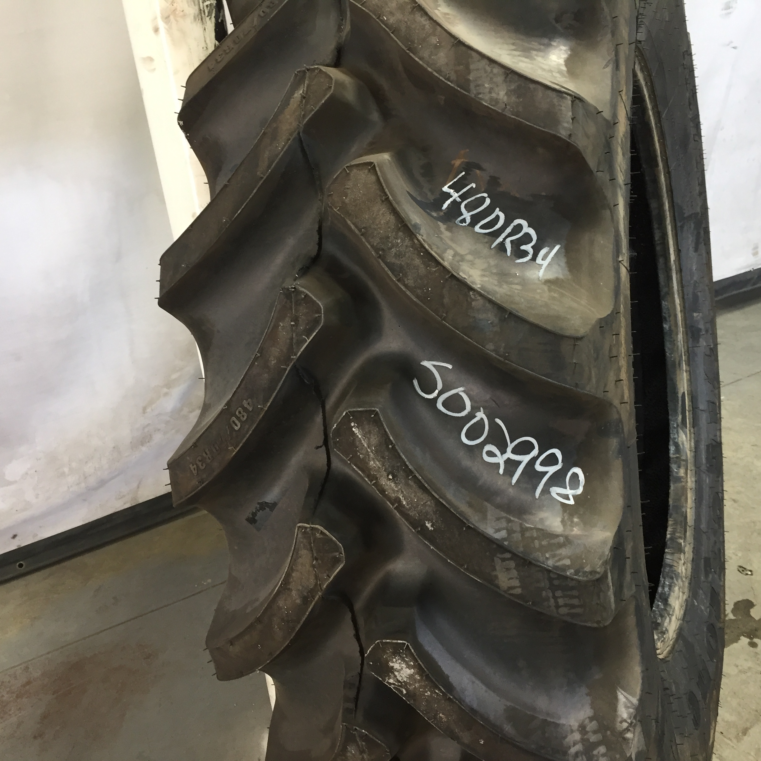 480/70R34 Firestone Radial 9000 R-1W Tire S002998