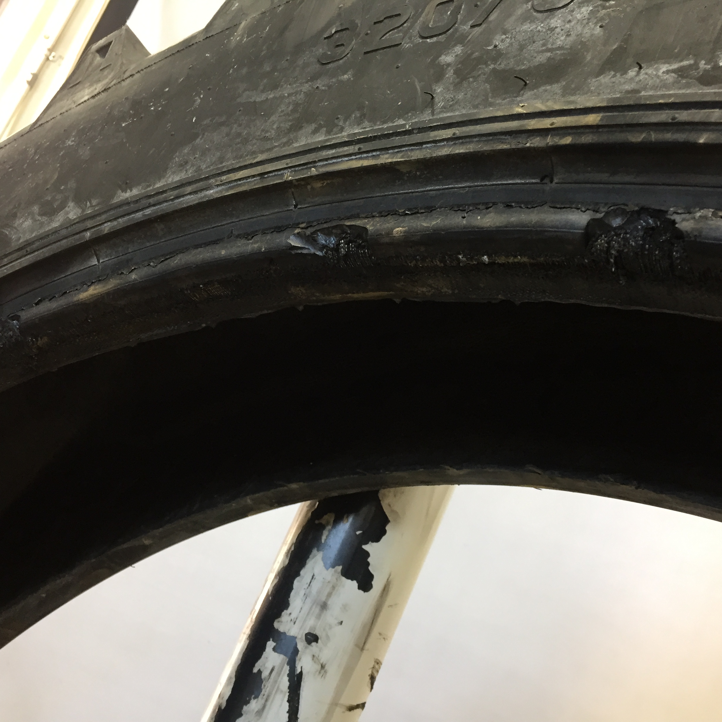 320/90R46 Titan Farm TT49V Radial R-1W Tire 008073