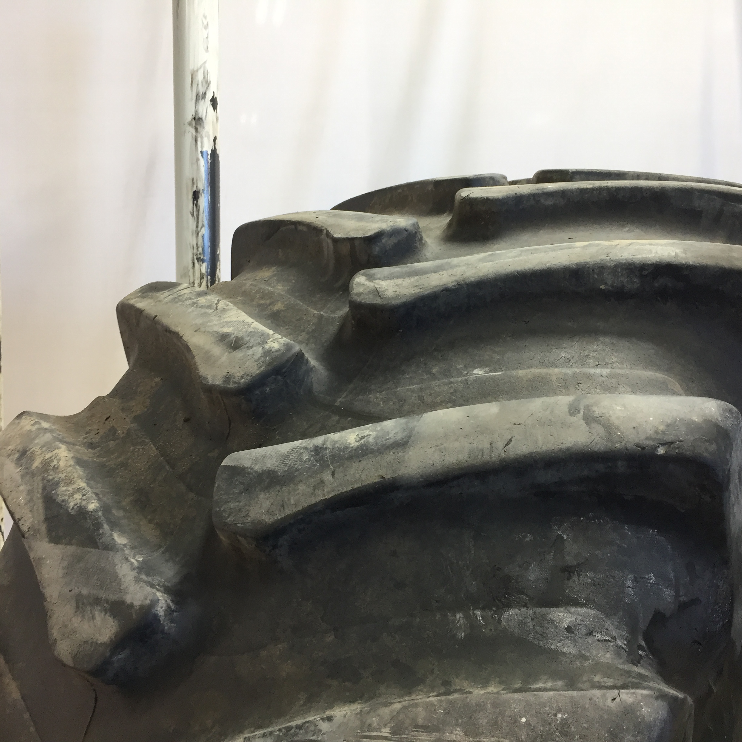 800/70R38 Firestone Radial Deep Tread 23 R-1W Tire 008031