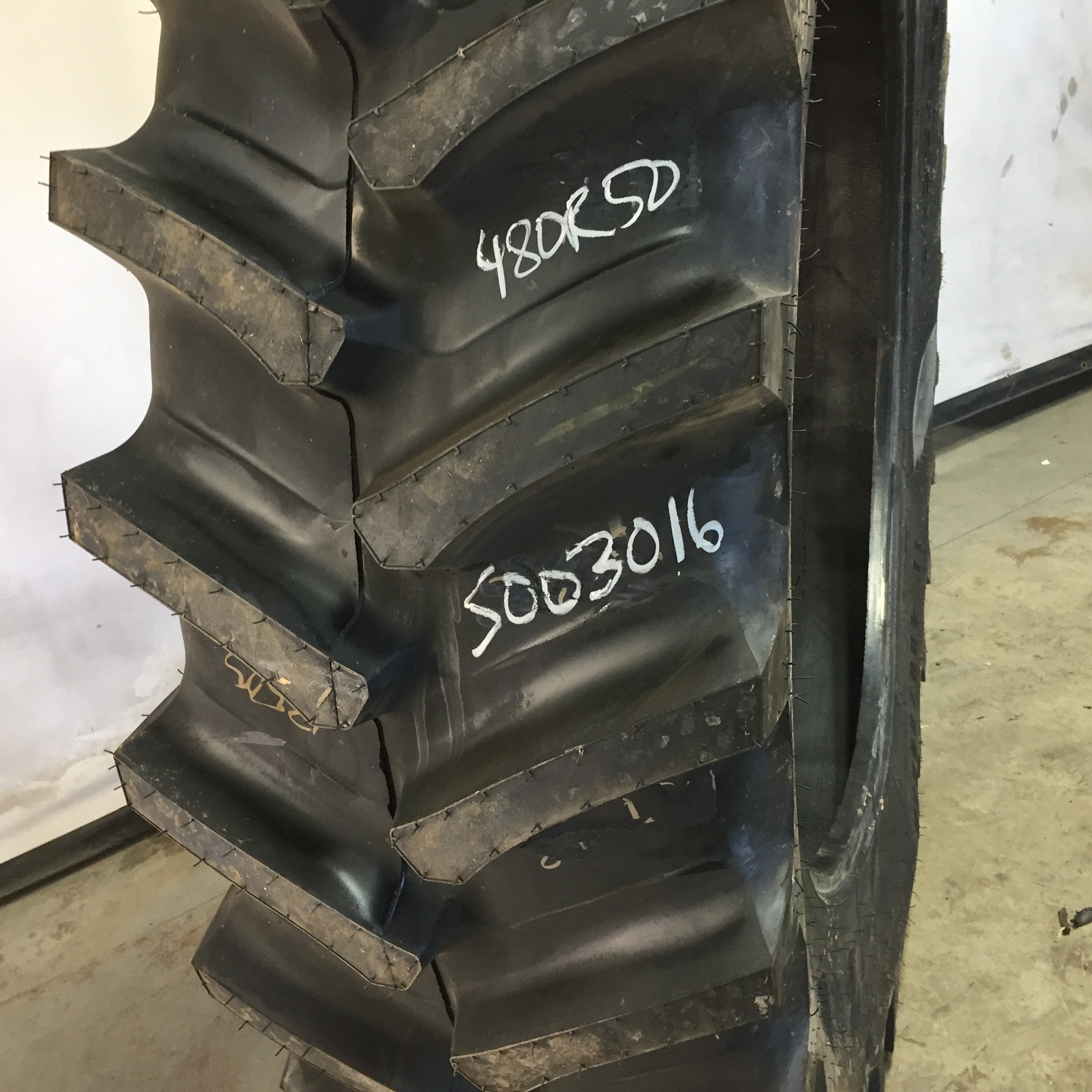 480/80R50 Firestone Radial Deep Tread 23 R-1W Tire S003016