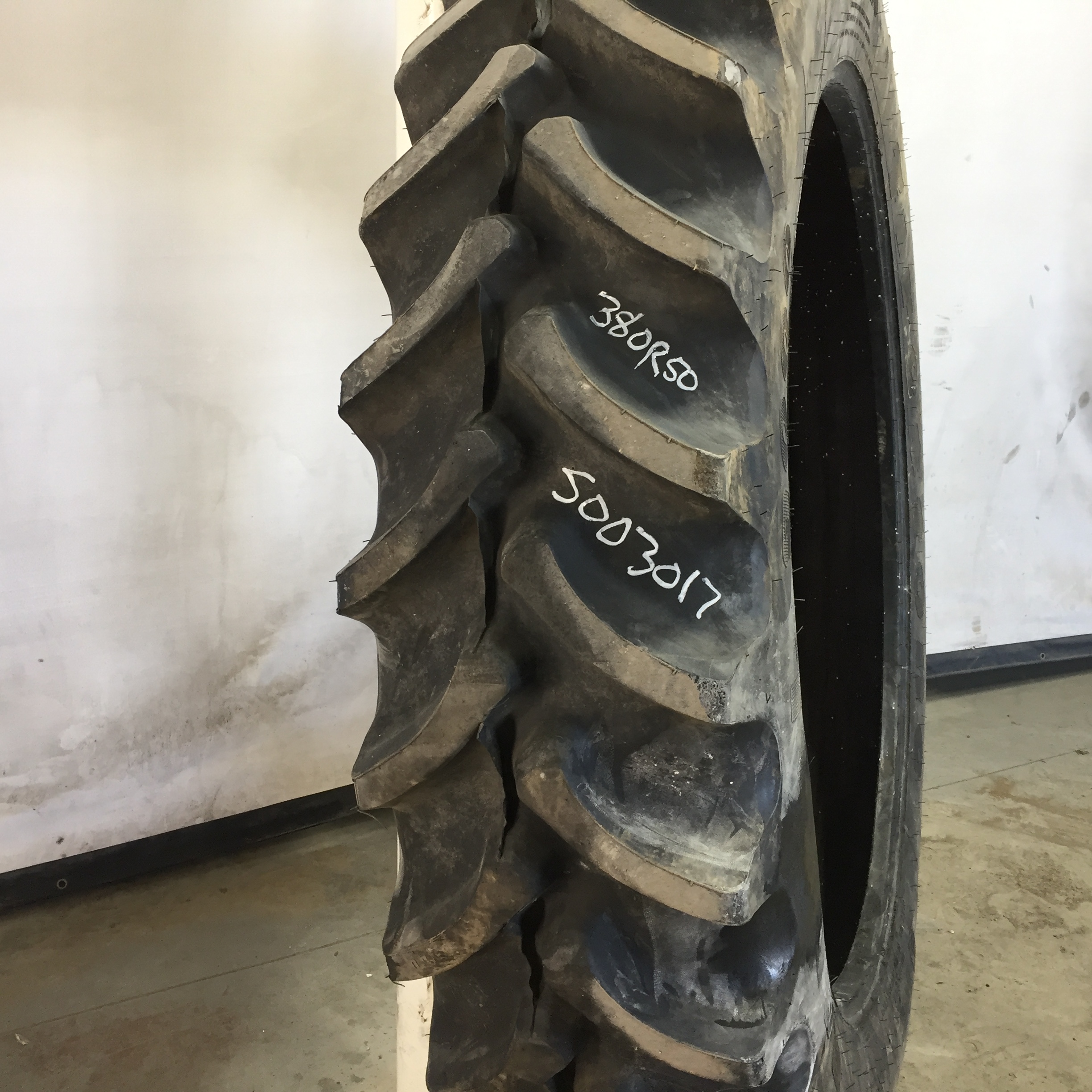 380/90R50 Firestone Radial 9000 R-1W Tire S003017