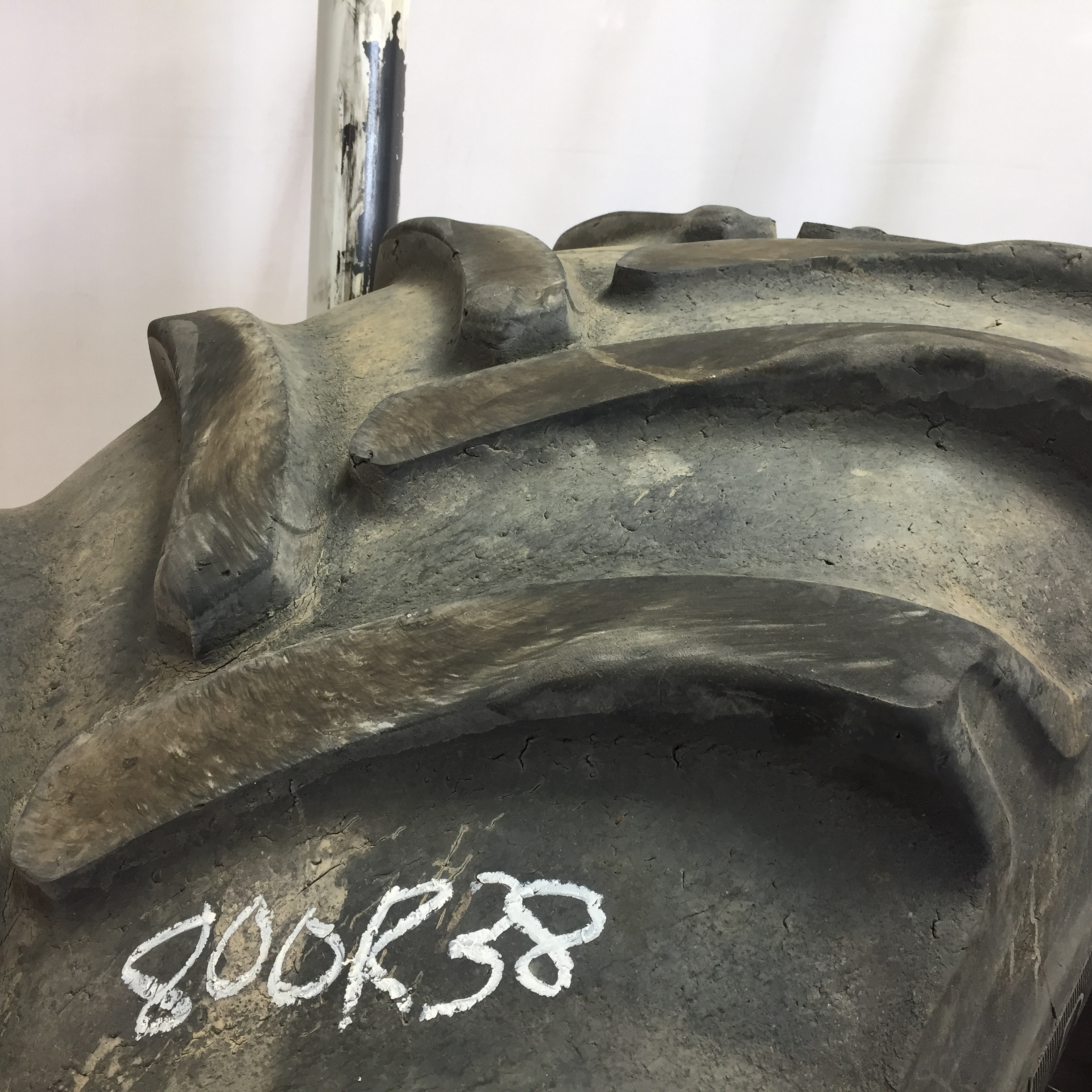 800/70R38 Goodyear Farm DT830 Optitrac R-1W Tire T008343