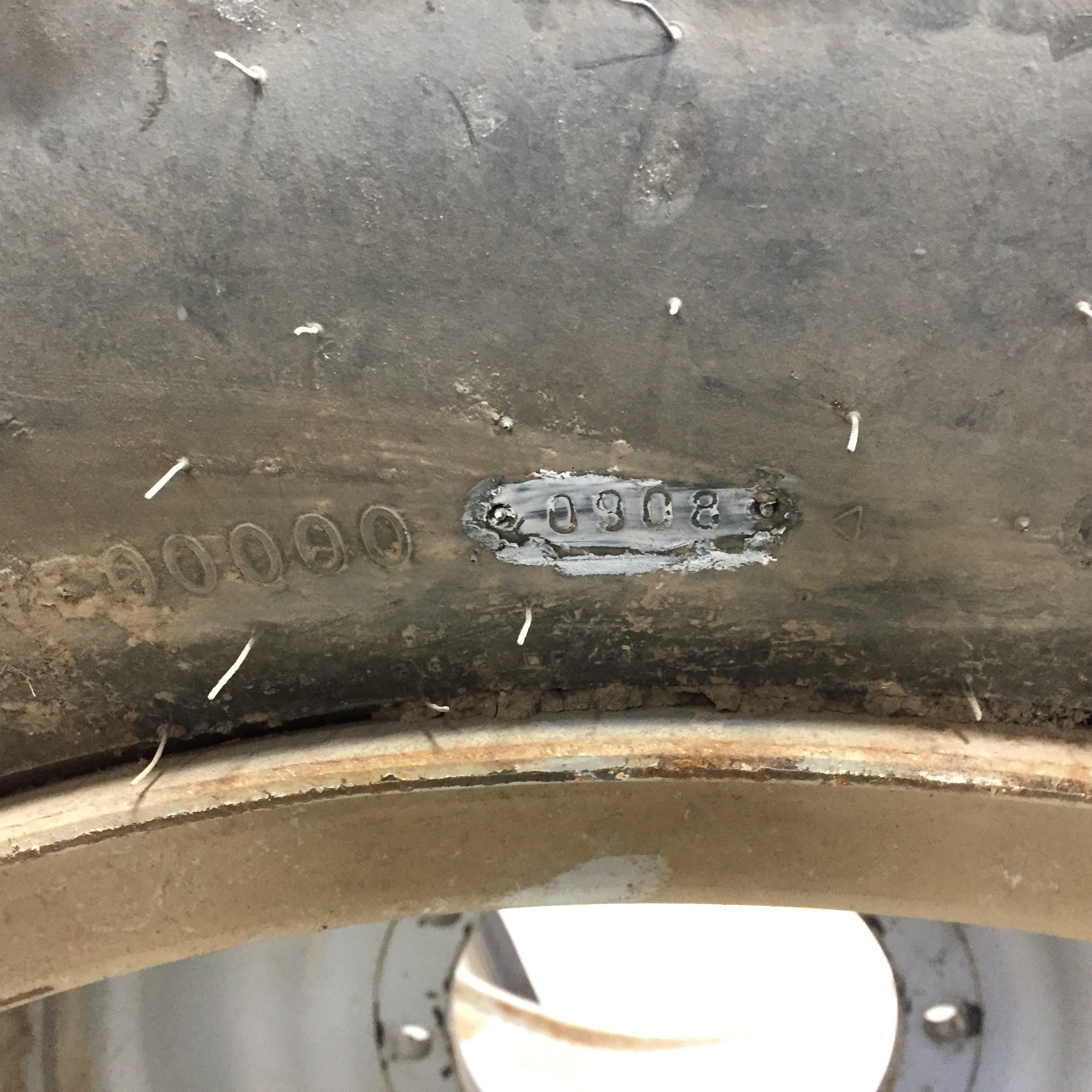 73/44.00-32 Firestone Flotation 23 DT HF-3 Tire-Wheel Assembly S003030