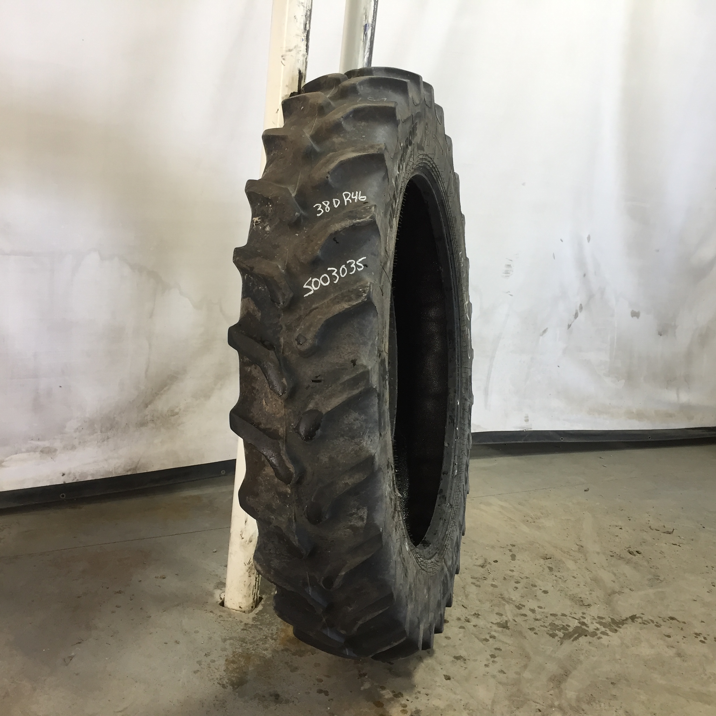 380/90R46 Goodyear Farm UltraTorque Radial R-1 Tire S003035