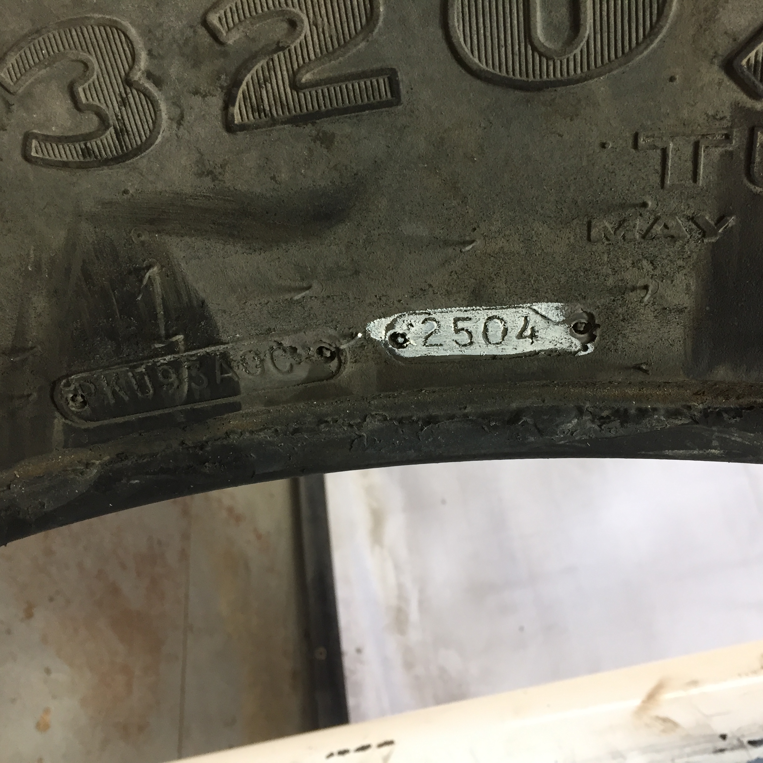 320/90R50 Goodyear Farm DT800 Optitrac R-1W Tire S003039