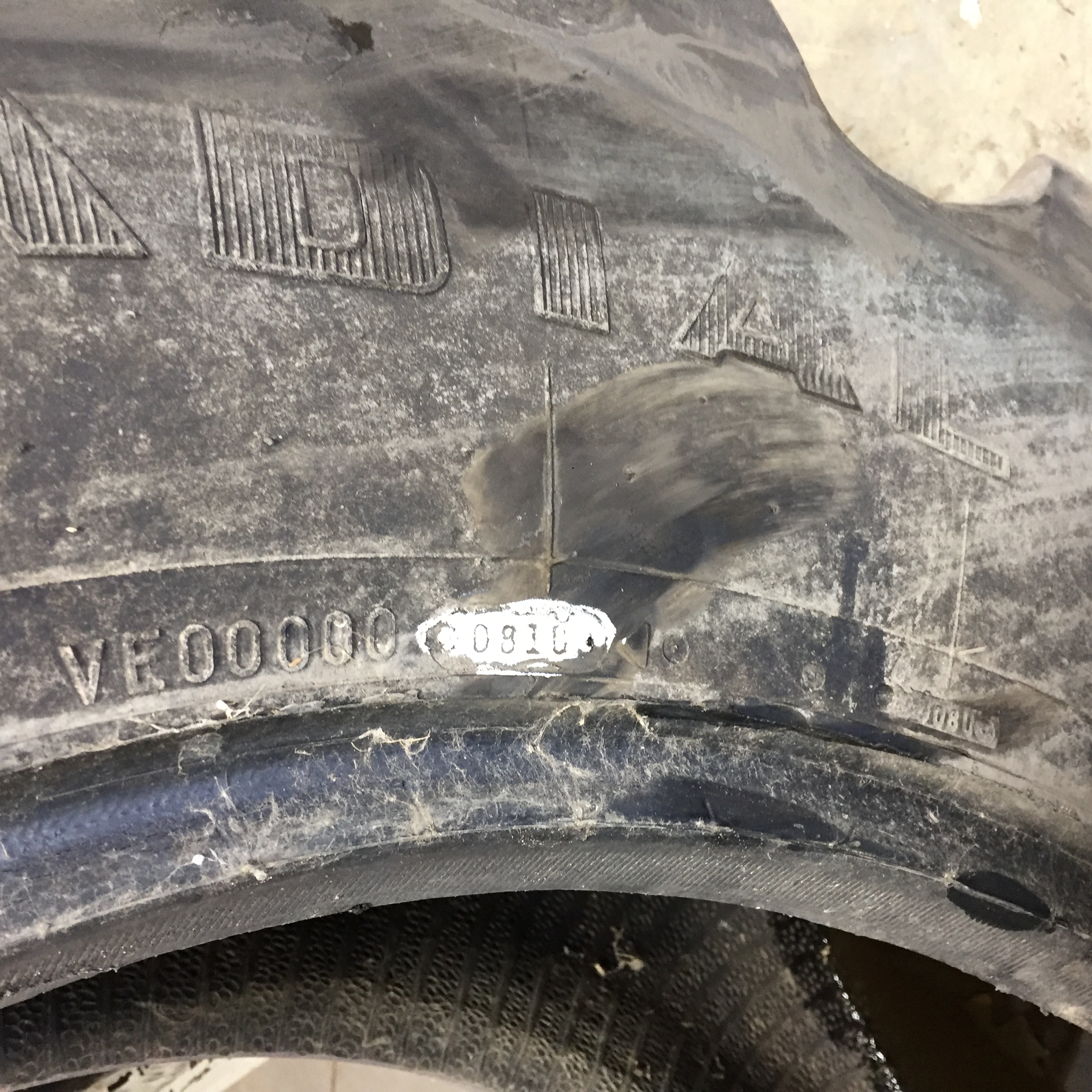 480/70R34 Firestone Radial 9000 R-1W Tire S003041