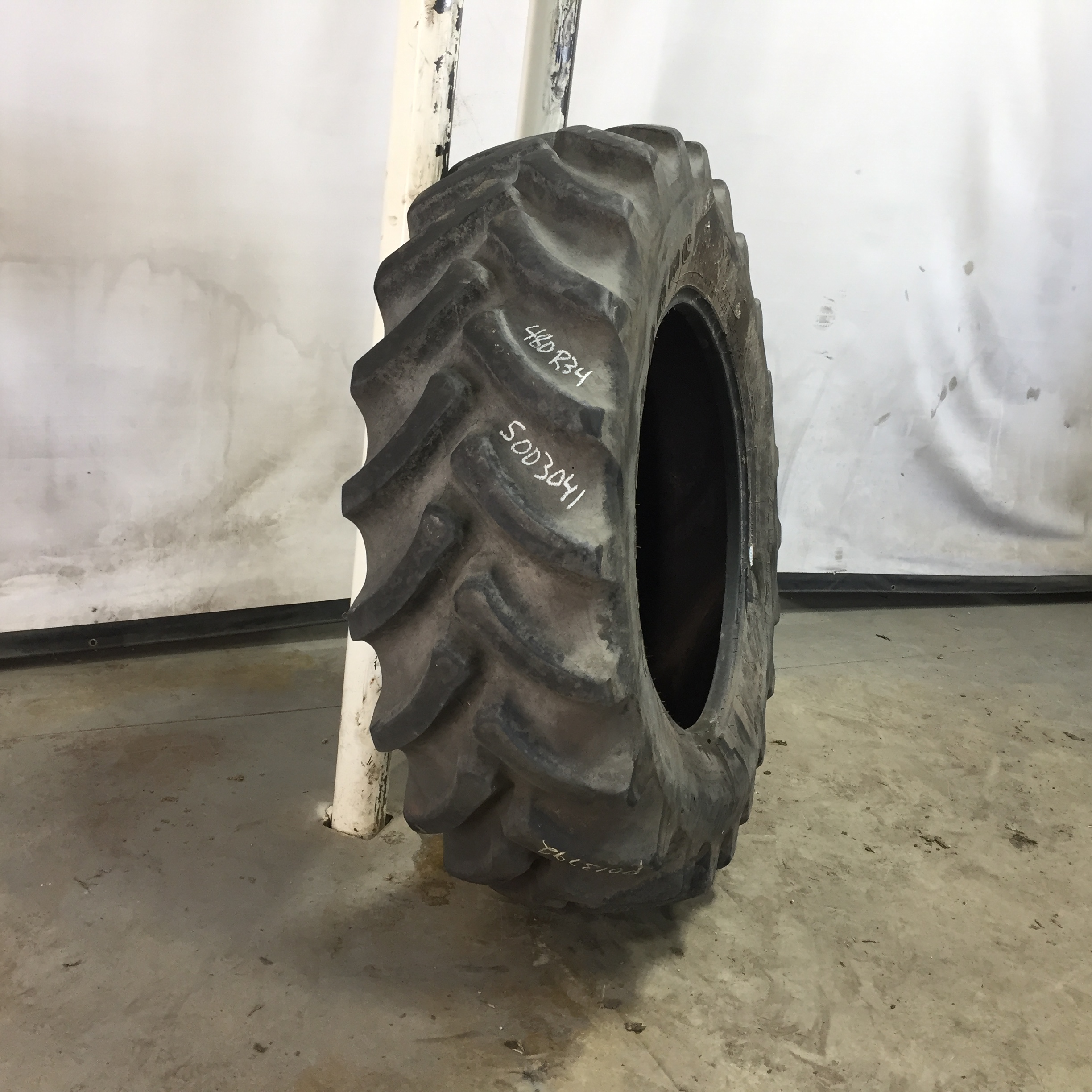 480/70R34 Firestone Radial 9000 R-1W Tire S003041