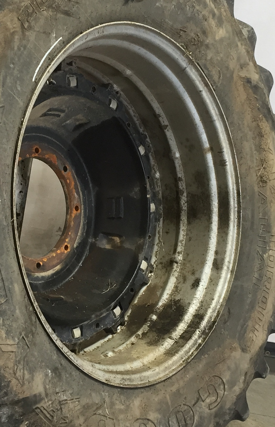 Double Bevel 38" Cast WT008324