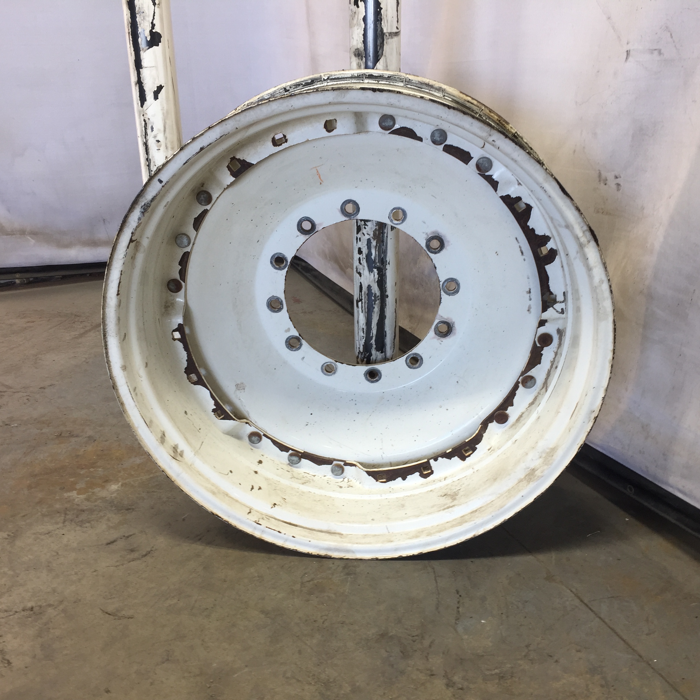 Waffle Wheel (Groups of 3 bolts) T008334