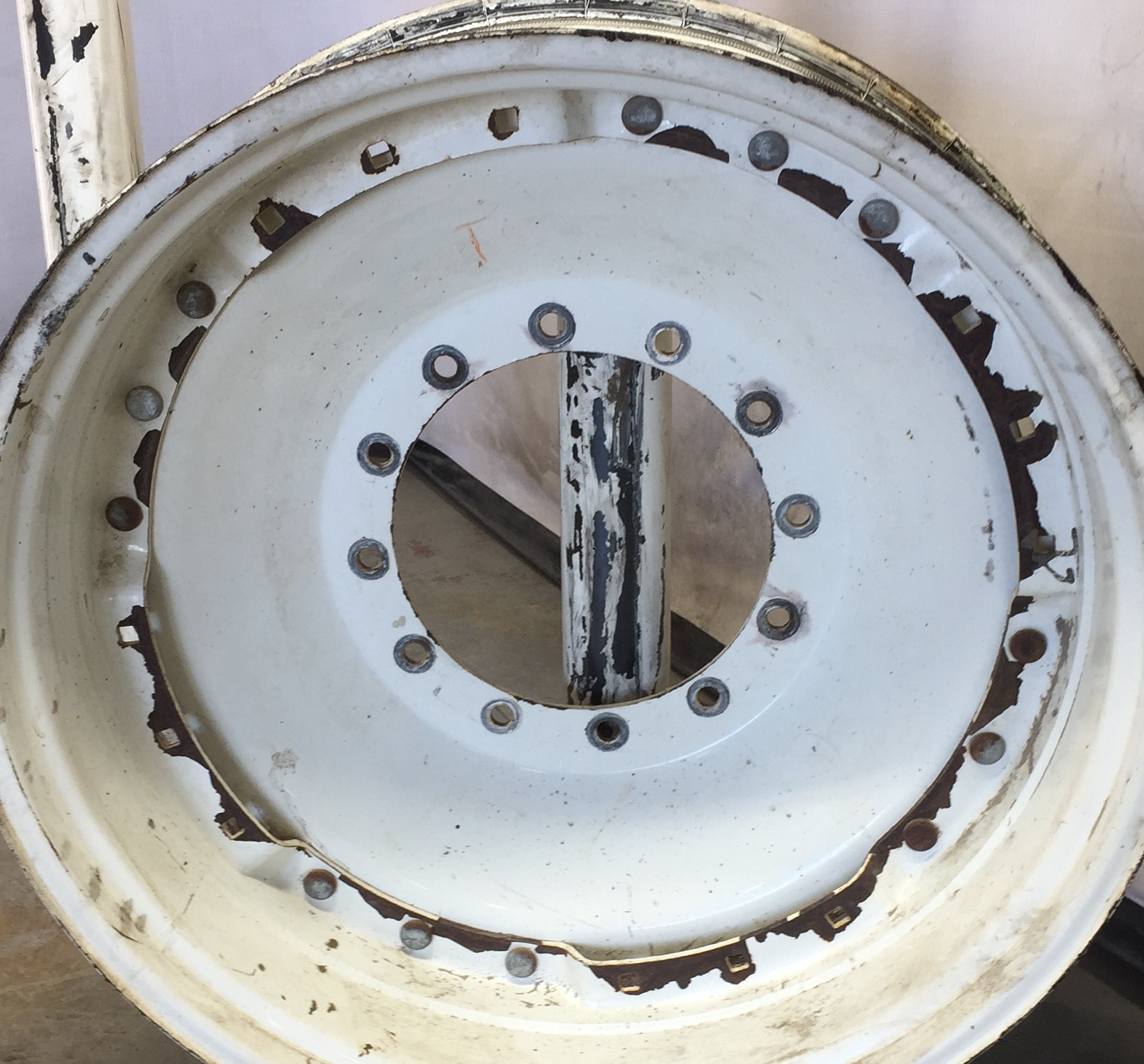 Waffle Wheel (Groups of 3 bolts) T008334