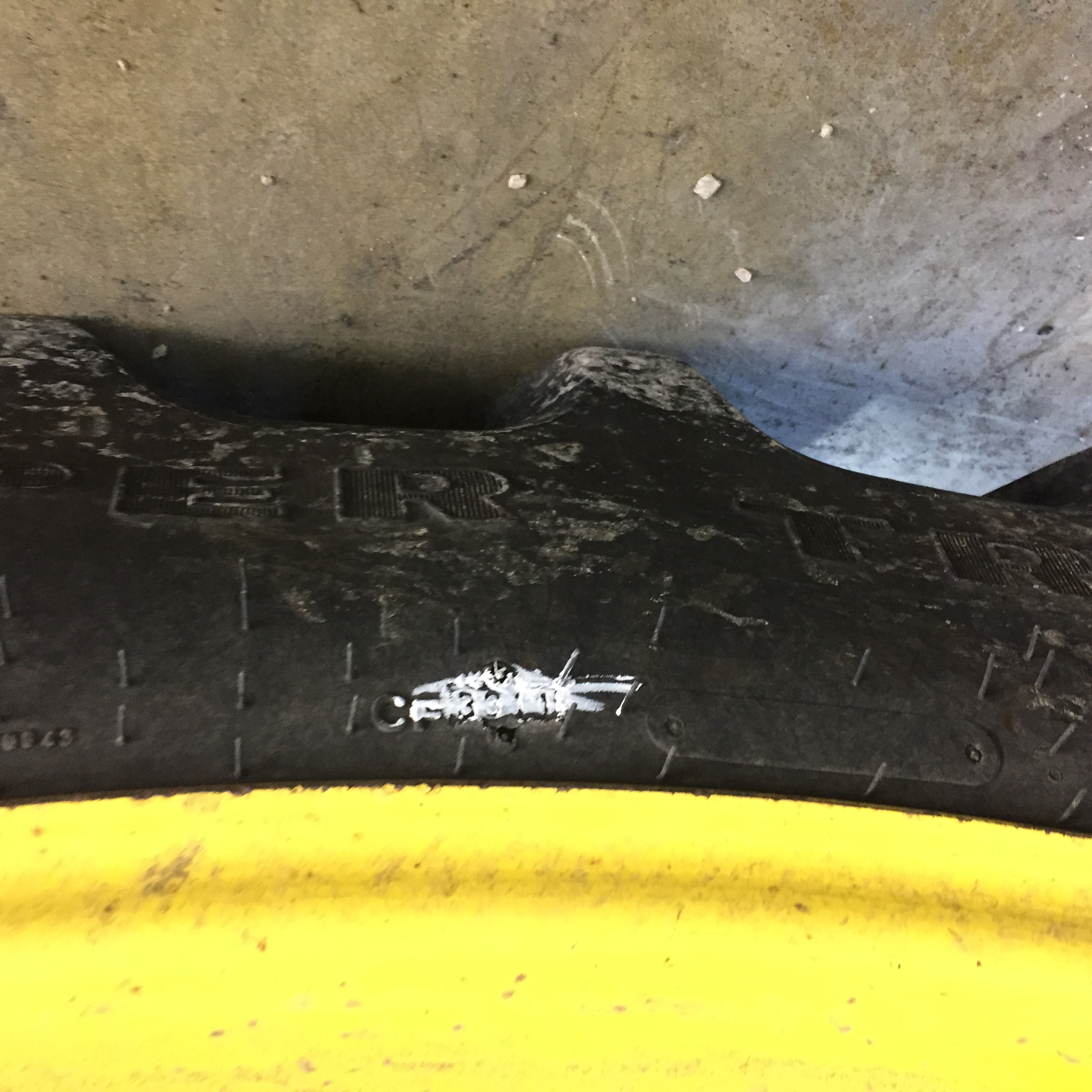 320/90R54 Goodyear Farm DT800 Super Traction R-1W Tire RT008339