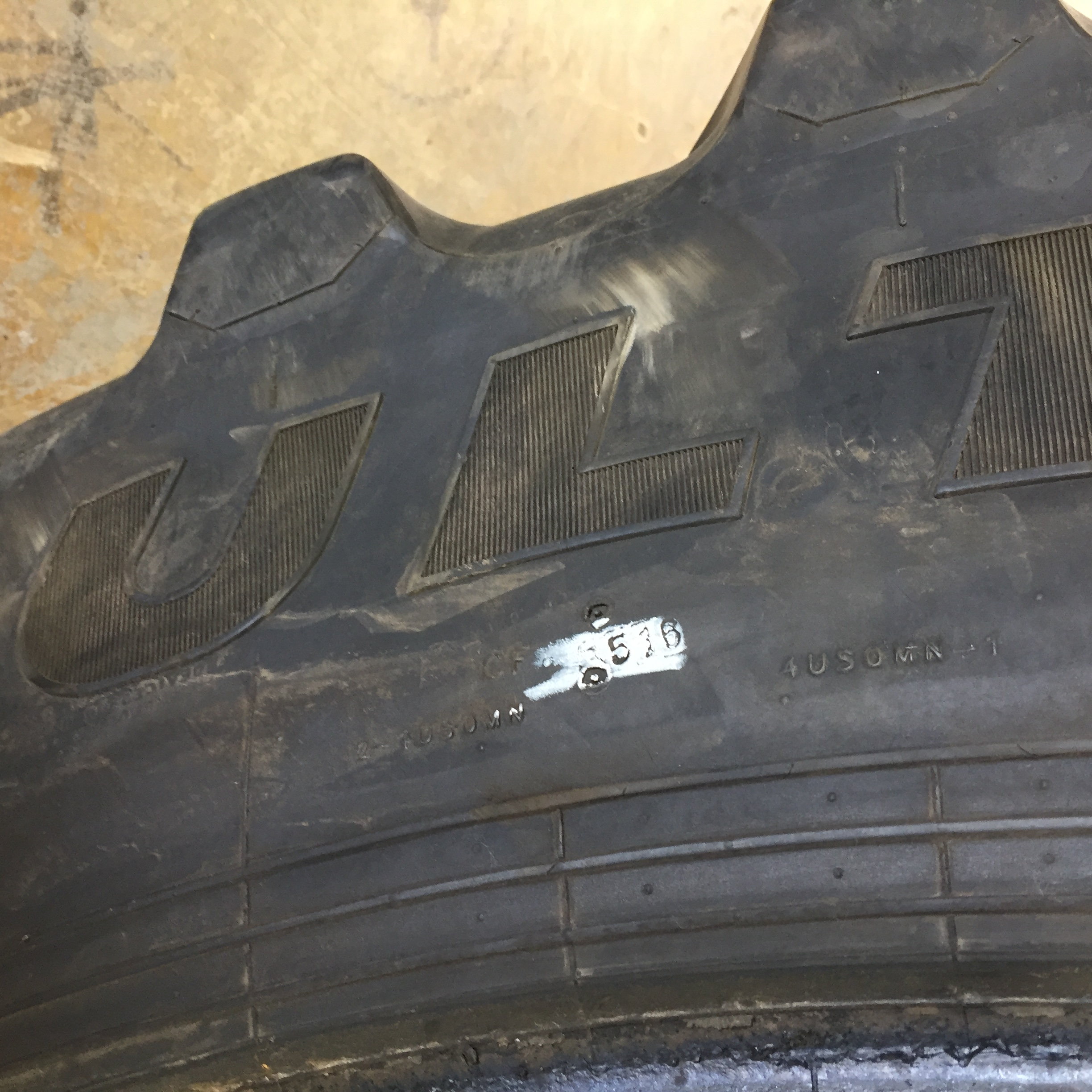 320/105R54 Goodyear Farm Ultra Sprayer R-1 Tire T008442