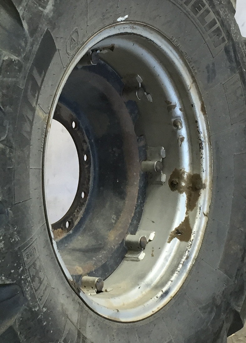 26'' Rim with Clamp/Loop Style Rim Center WT008352CTR