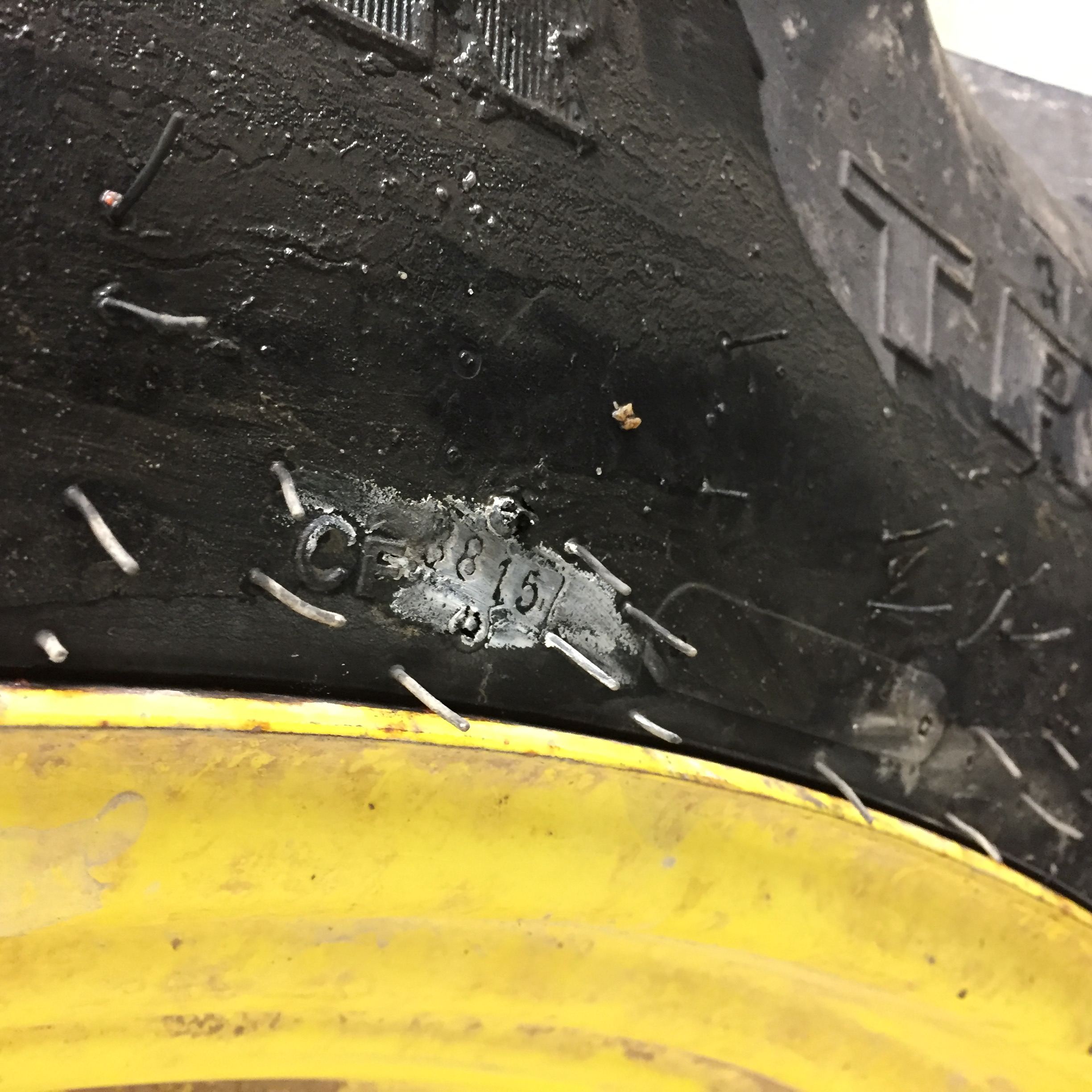 320/90R54 Goodyear Farm DT800 Super Traction R-1W Tire RT008400