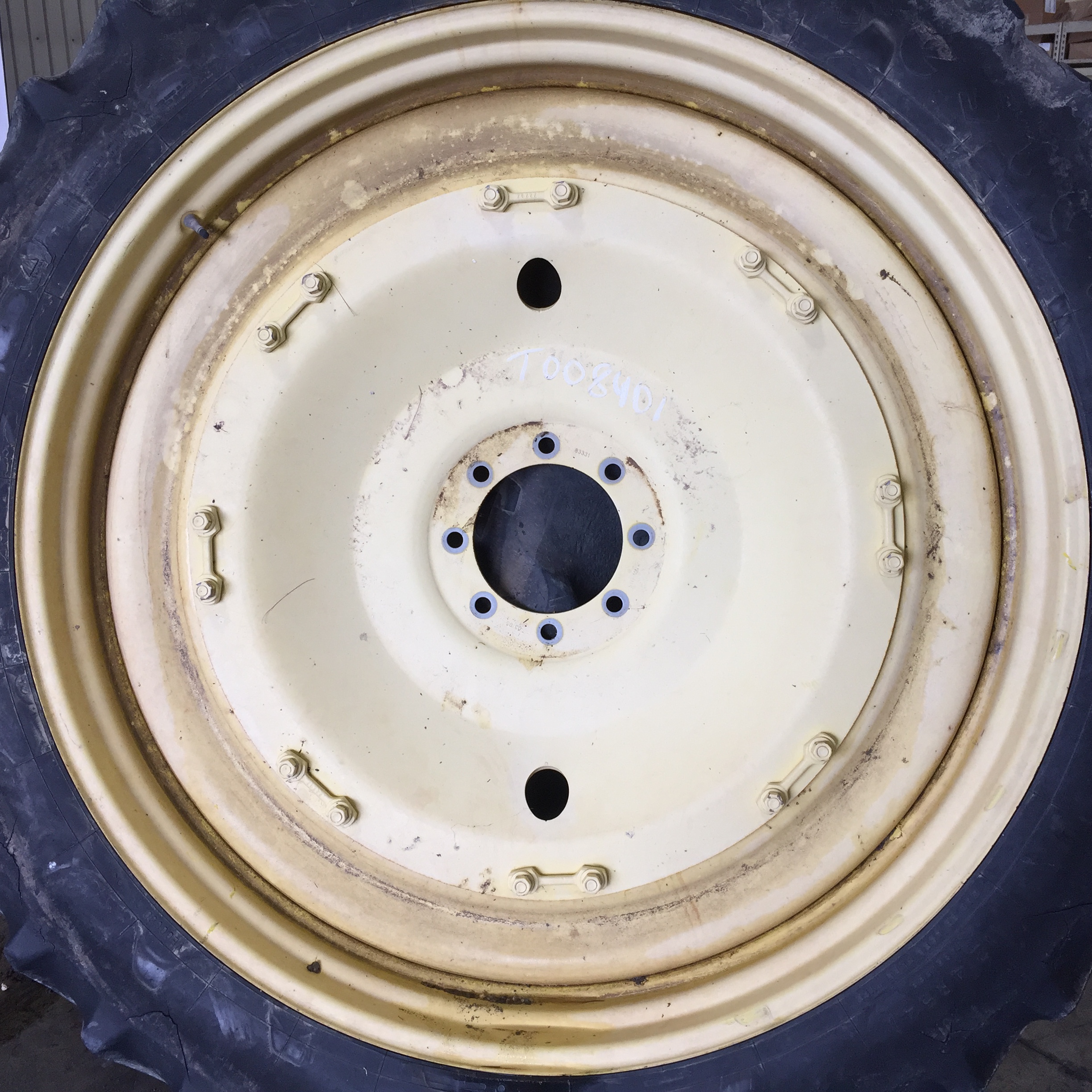 54''D x 10''W Stub Disc (groups of 2 bolts) Wheel WT008401RIM