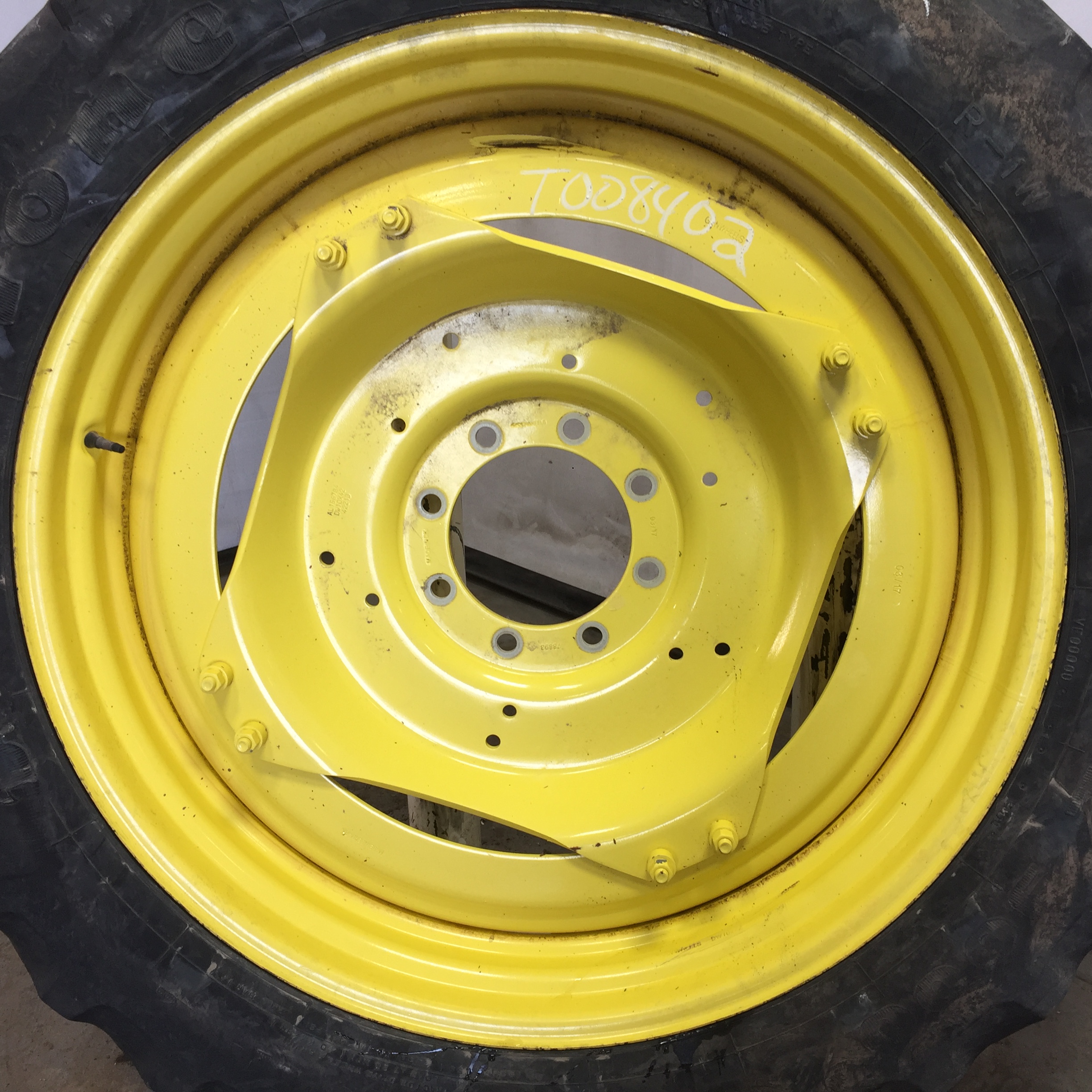 42''D x 10''W Stub Disc (groups of 2 bolts) Wheel T008402RIM